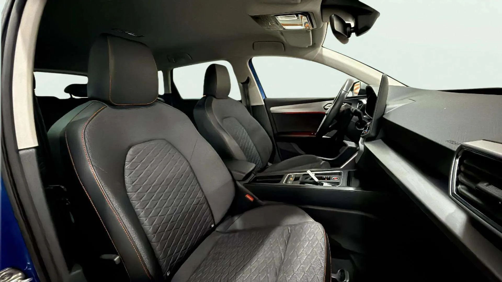 SEAT León 2.0 TDI DSG-7 FR XXL - foto 12