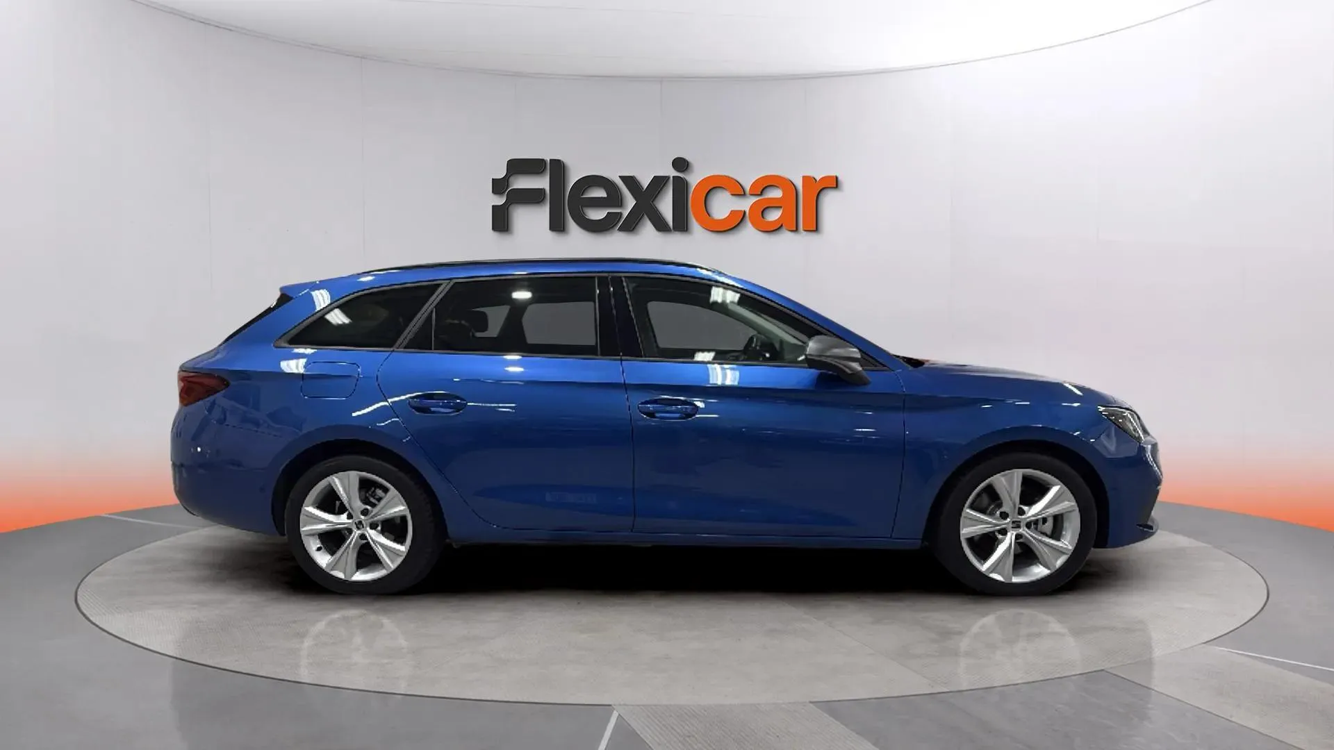 SEAT León 2.0 TDI DSG-7 FR XXL - foto 8