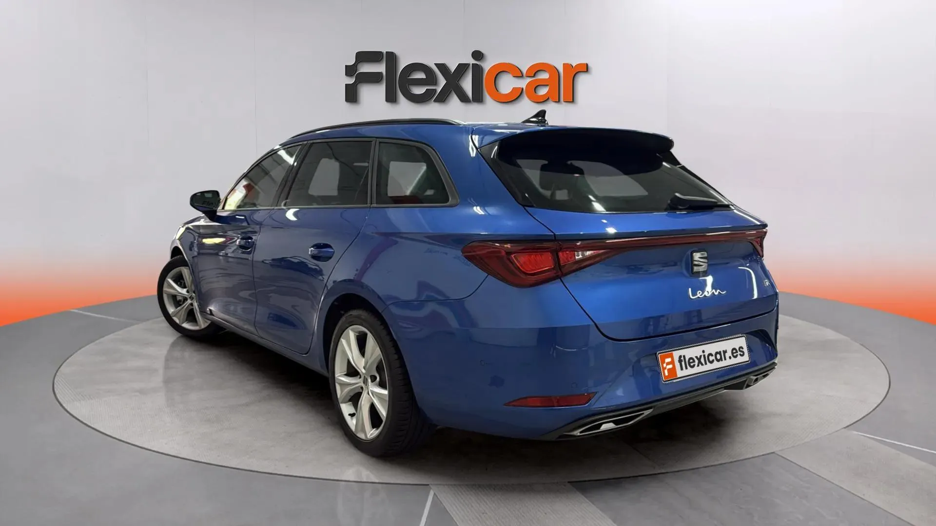 SEAT León 2.0 TDI DSG-7 FR XXL - foto 5