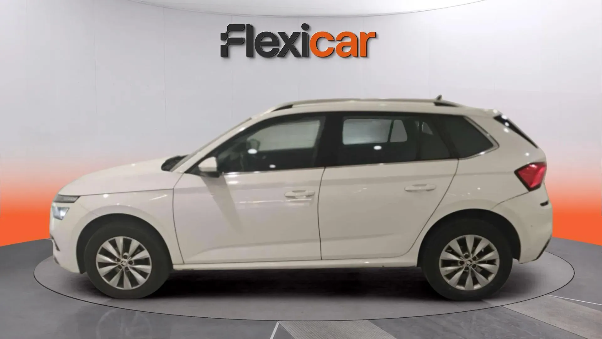 Škoda Kamiq 1.0 TSI DSG Ambition - foto 8