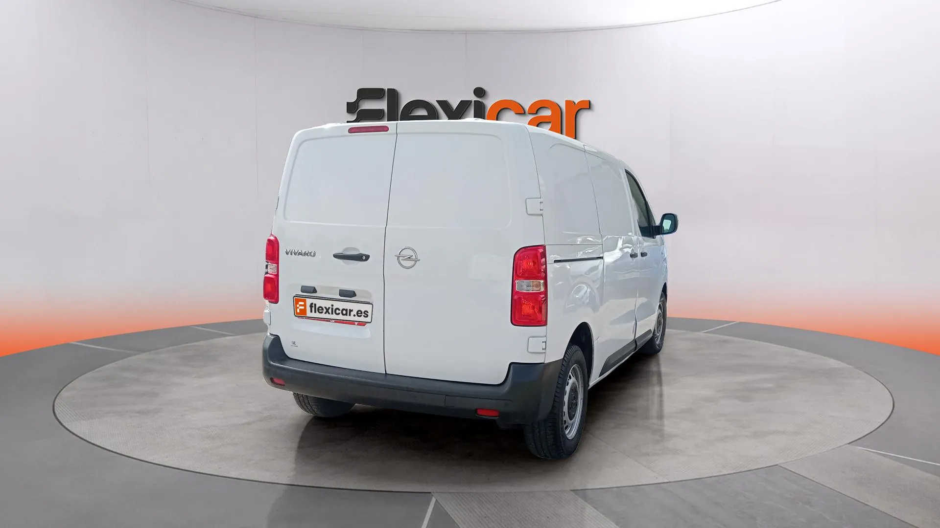 Opel Vivaro 2.0 - foto 8