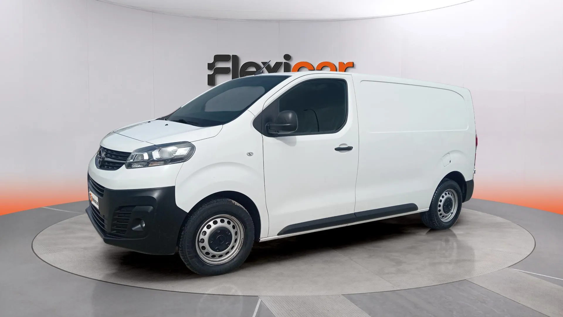 Opel Vivaro 2.0 - foto 5