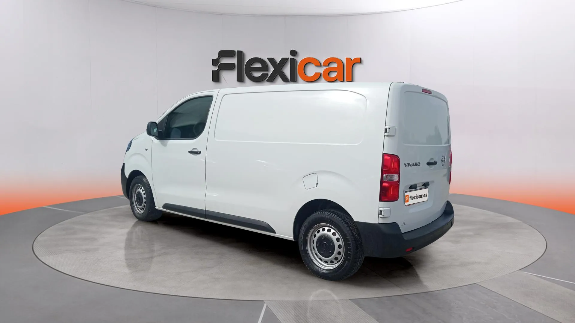 Opel Vivaro 2.0 - foto 6