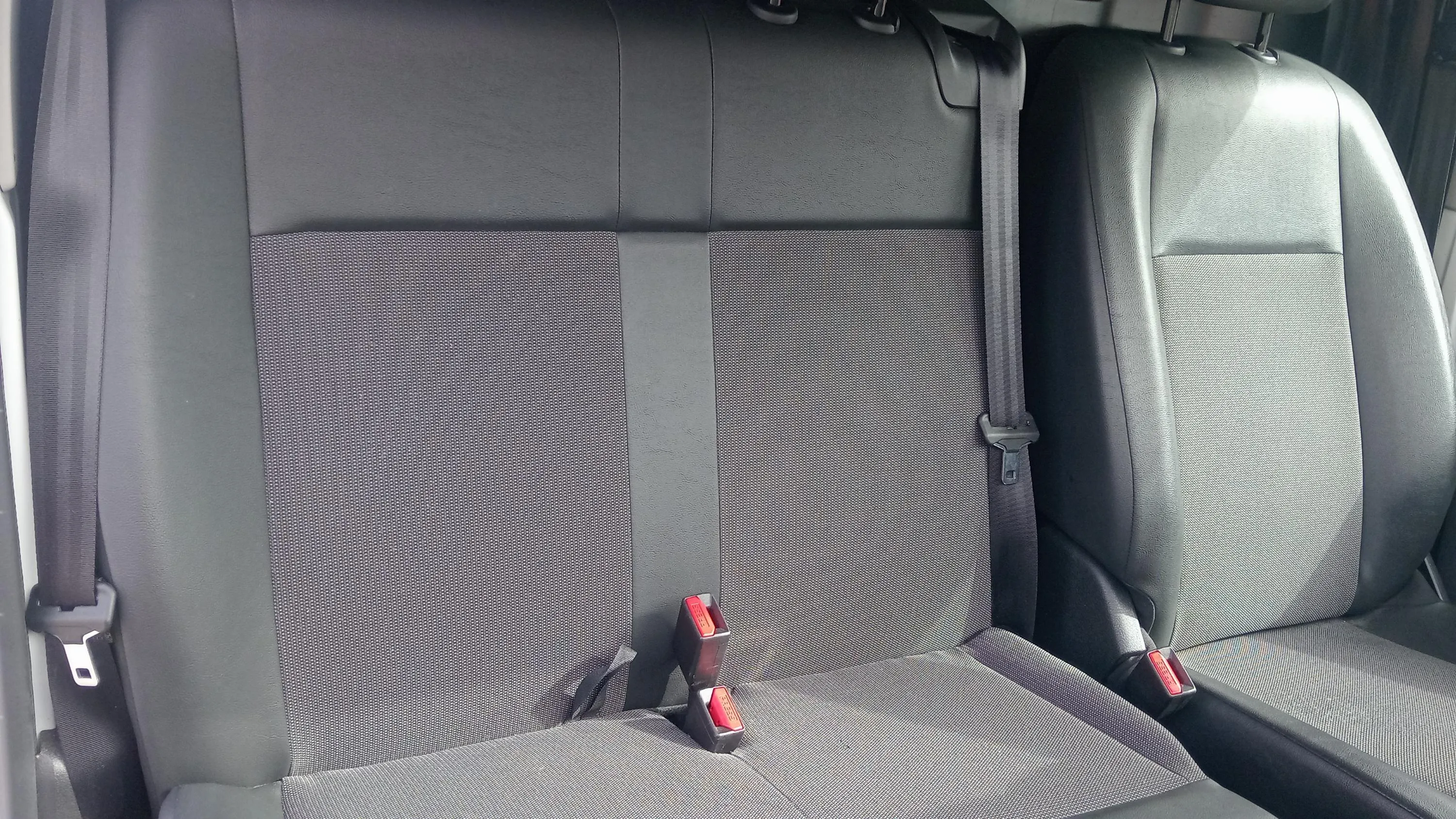 Opel Vivaro 2.0 - foto 18