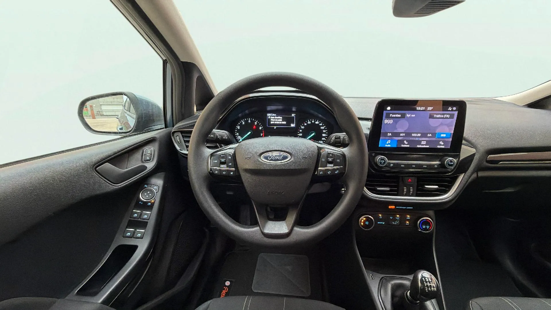 Ford Fiesta 1.0 EcoBoost MHEV Trend - foto 14