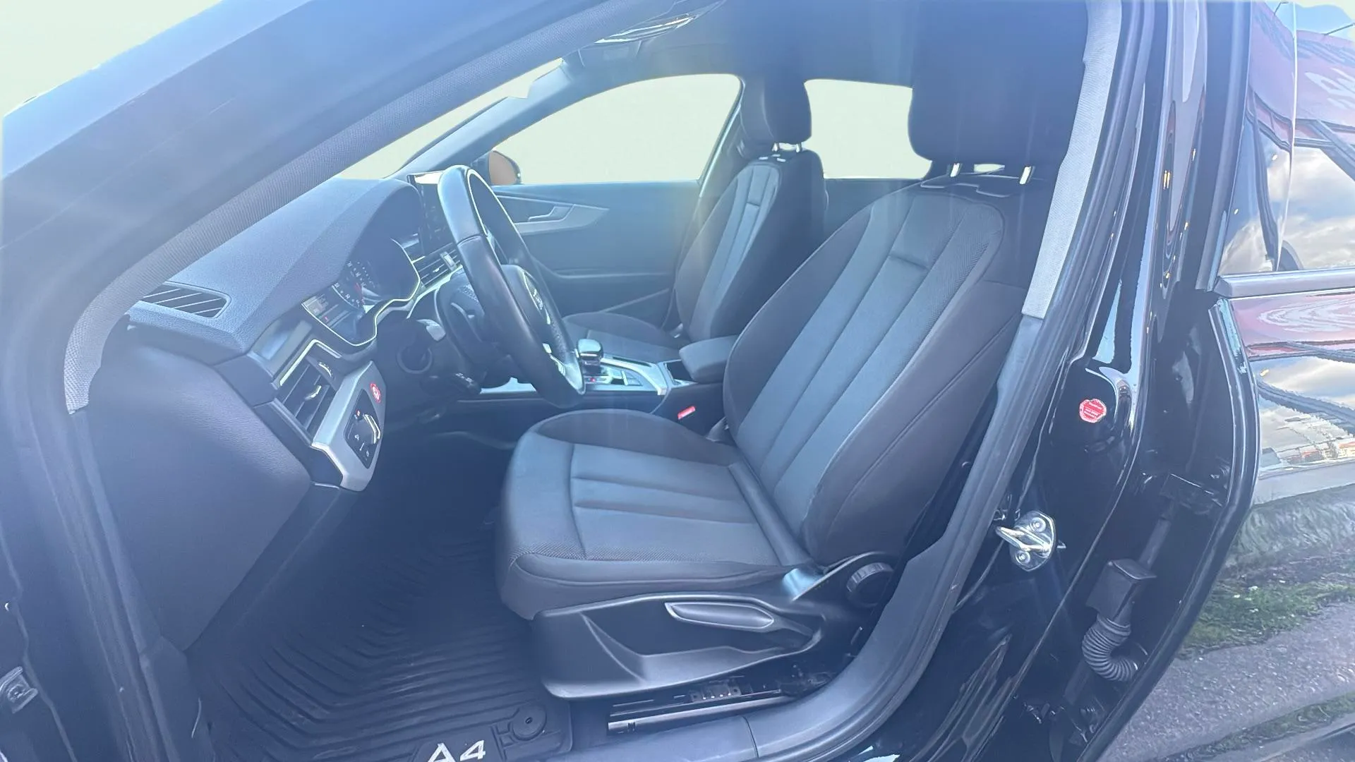 Audi A4 Avant Advanced 35 TFSI S tronic - foto 13