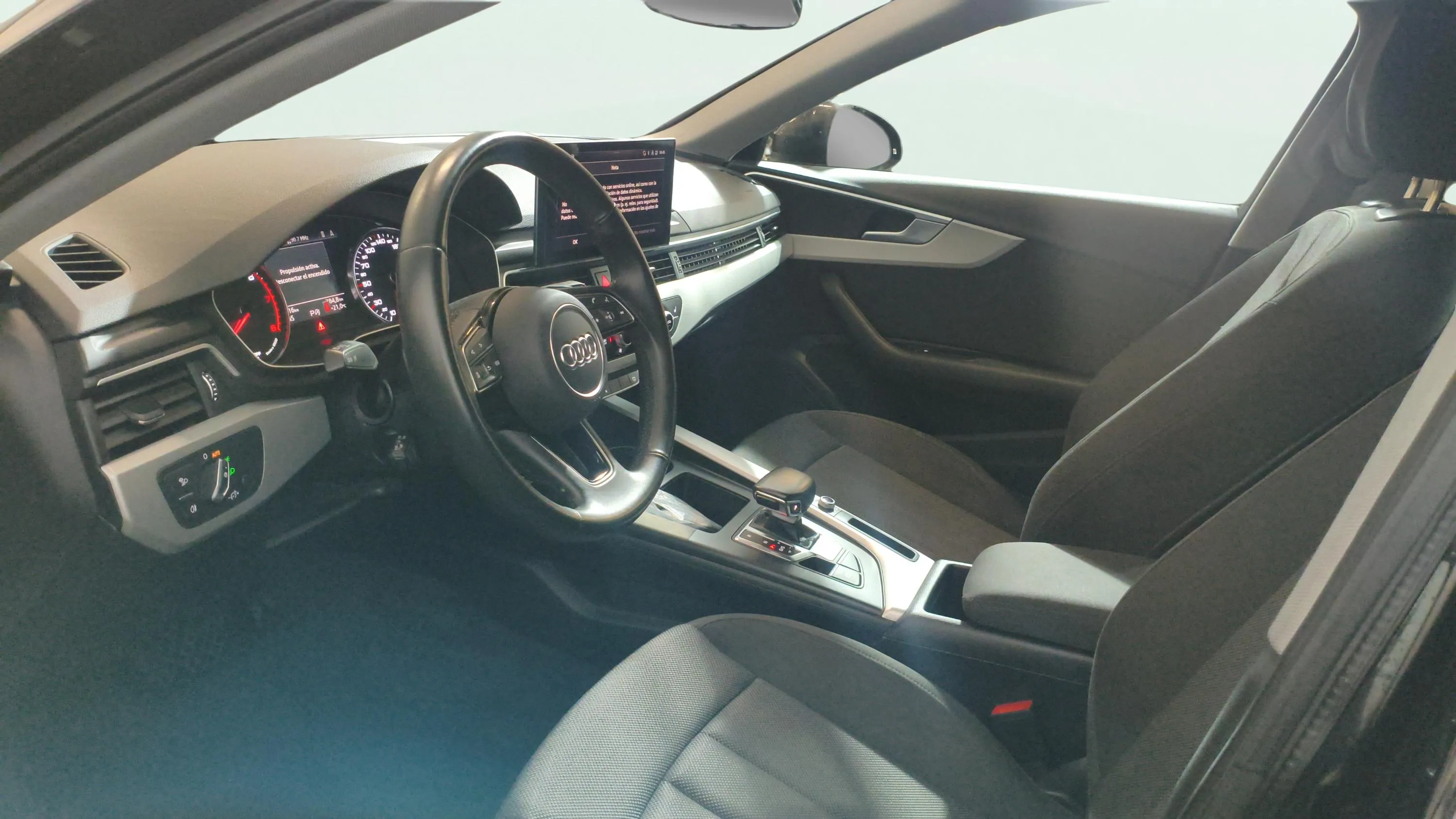 Audi A4 Avant Advanced 30 TDI S tronic - foto 21