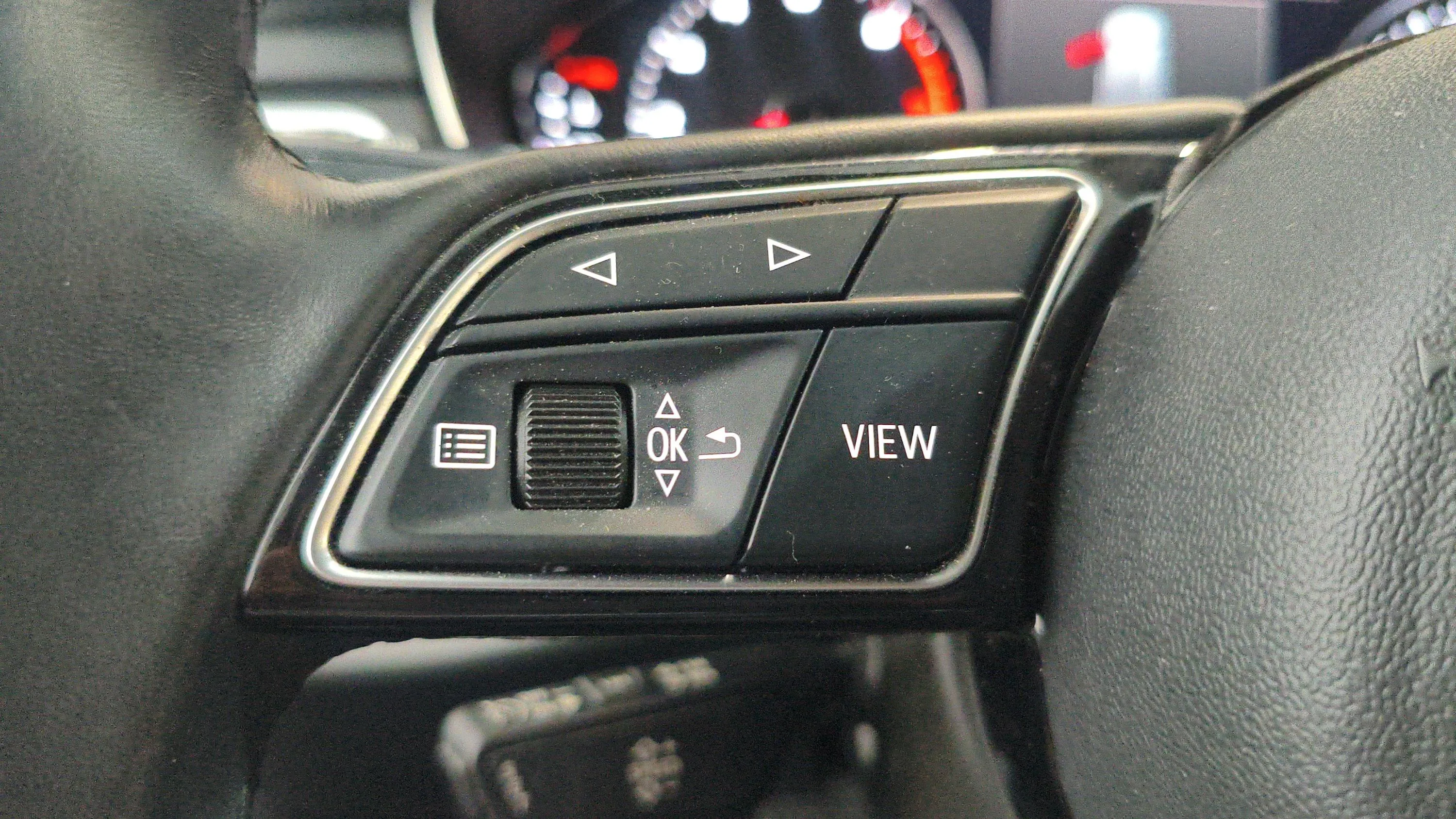 Audi A4 Avant Advanced 30 TDI S tronic - foto 14