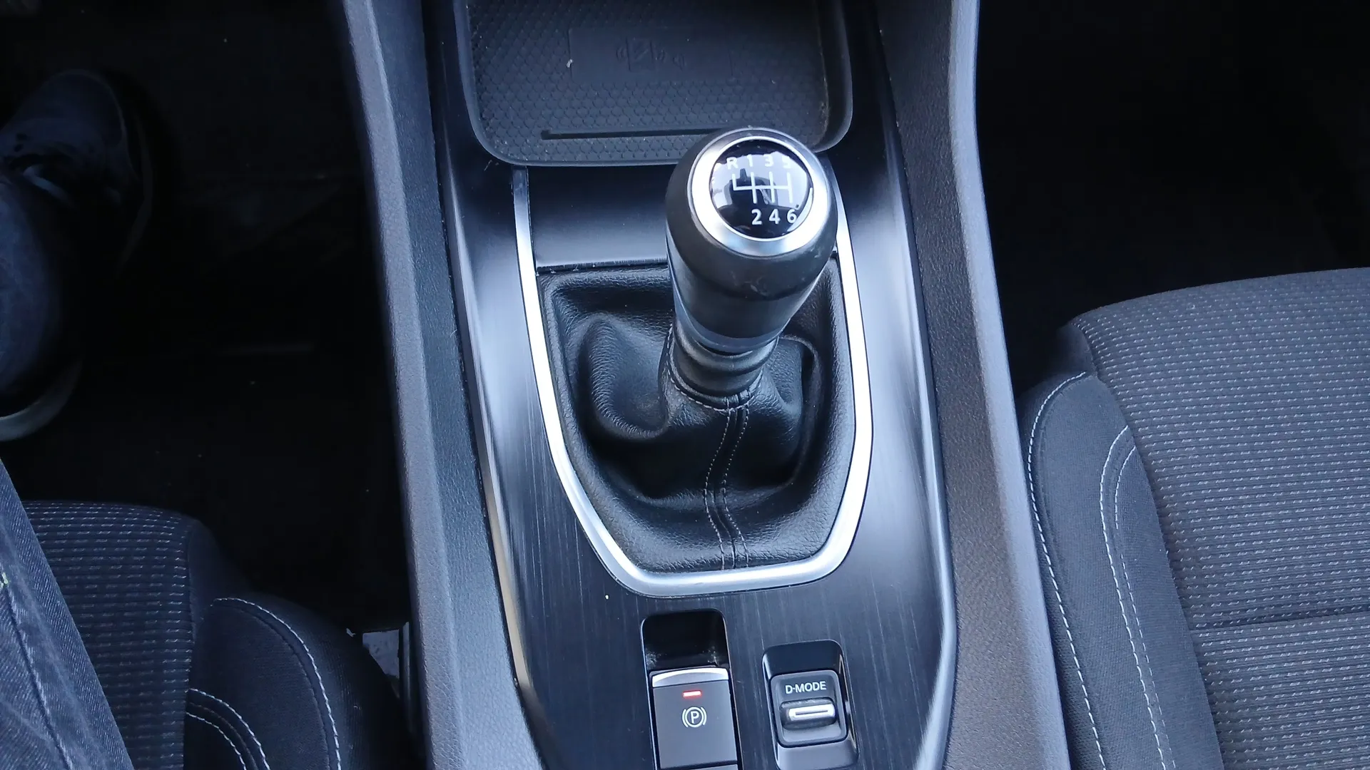 Nissan Qashqai DIG-T mHEV 4x2 Acenta - foto 15