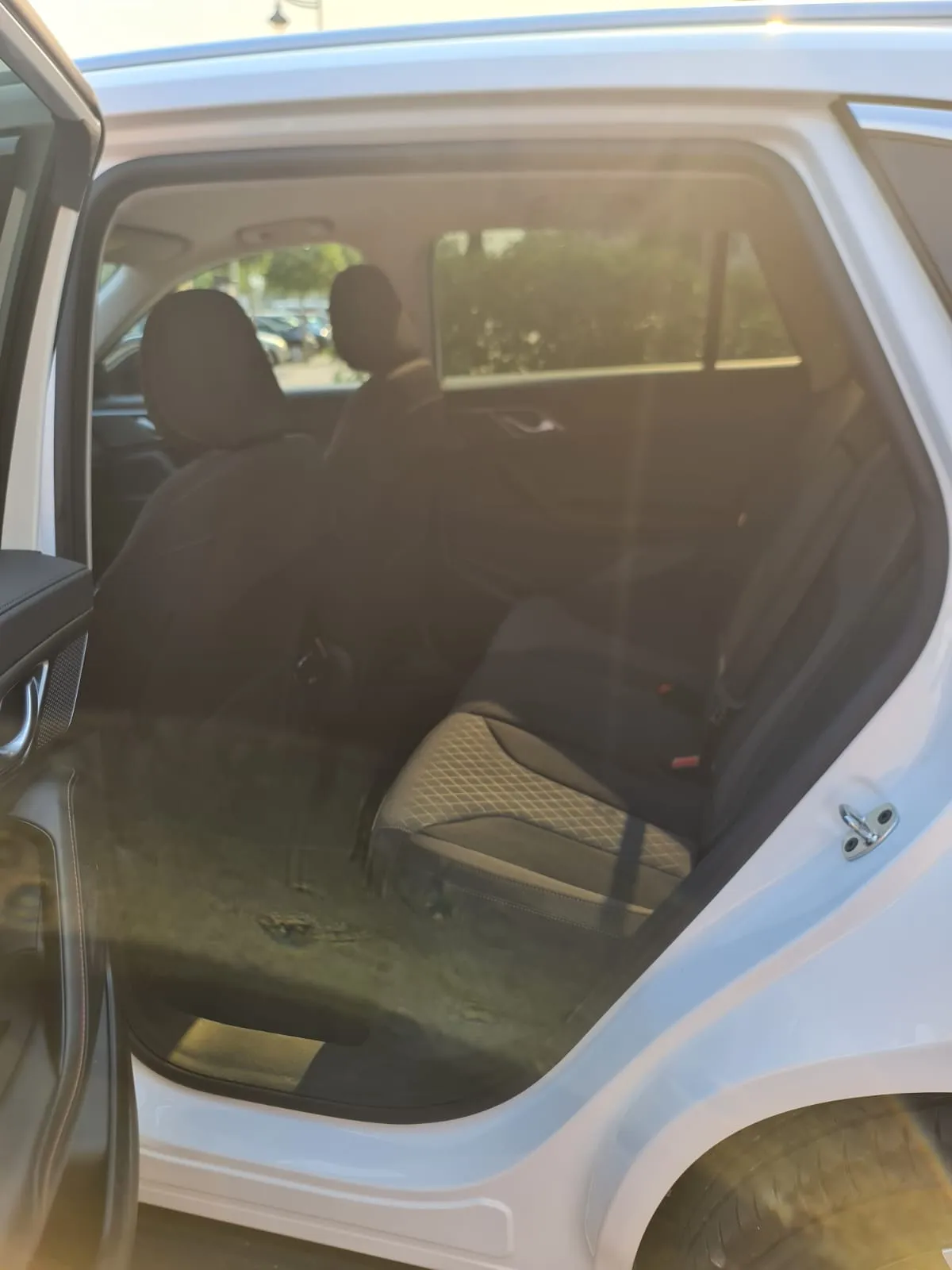 MG HS 1.5T Plug IN Hybrid Comfort - foto 15