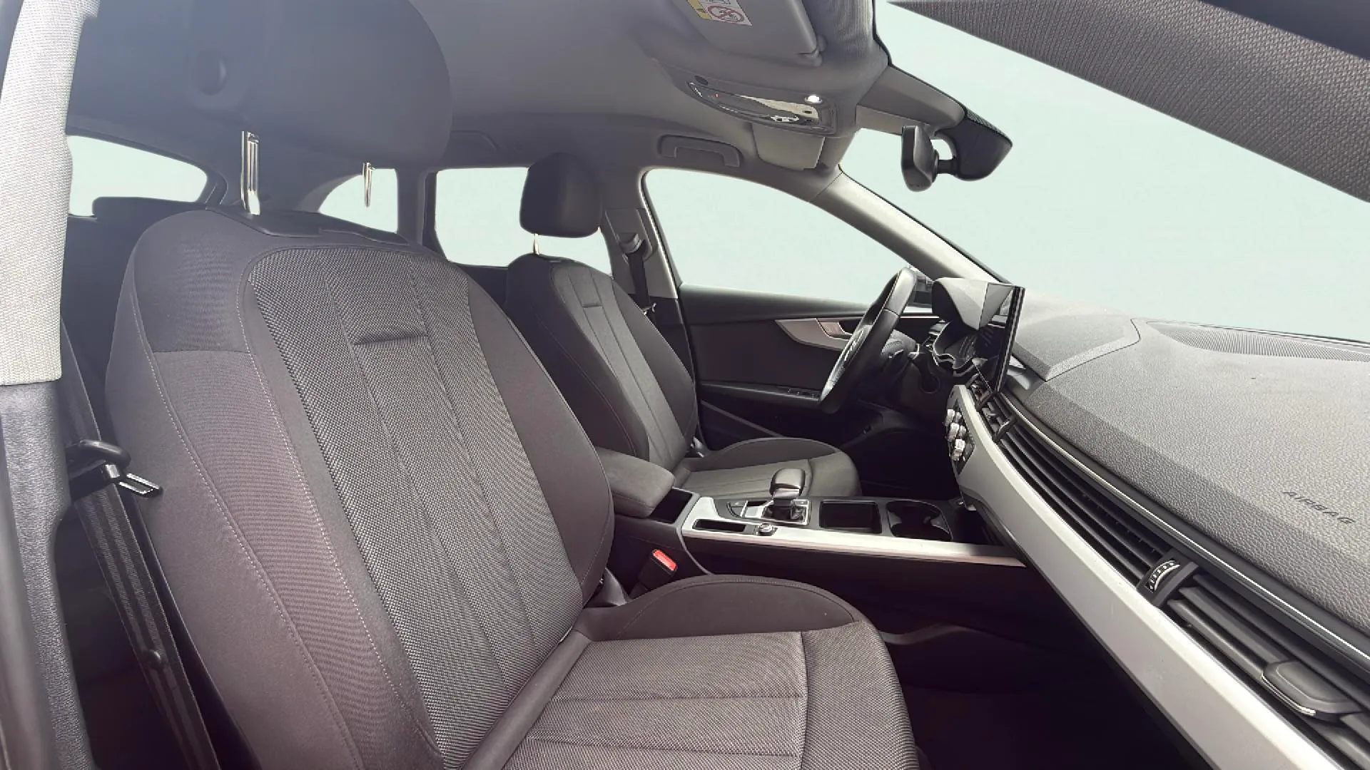 Audi A4 Avant Advanced 30 TDI S tronic - foto 18