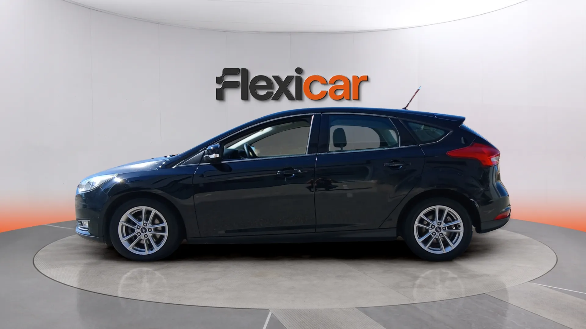 Ford Focus 1.0 EcoBoost Trend+ - foto 4