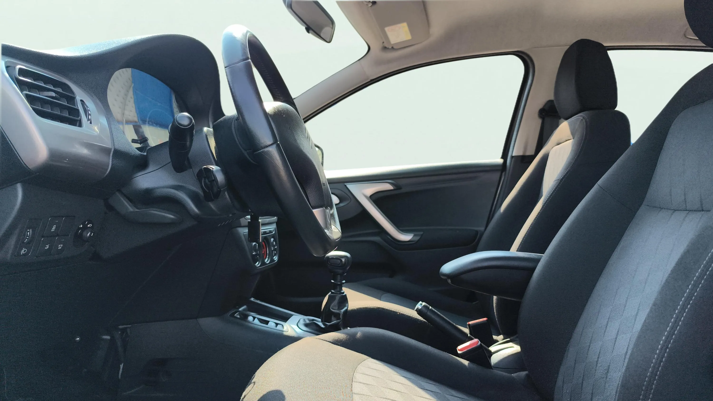 Citroën C-Elysée BlueHDi Feel - foto 18