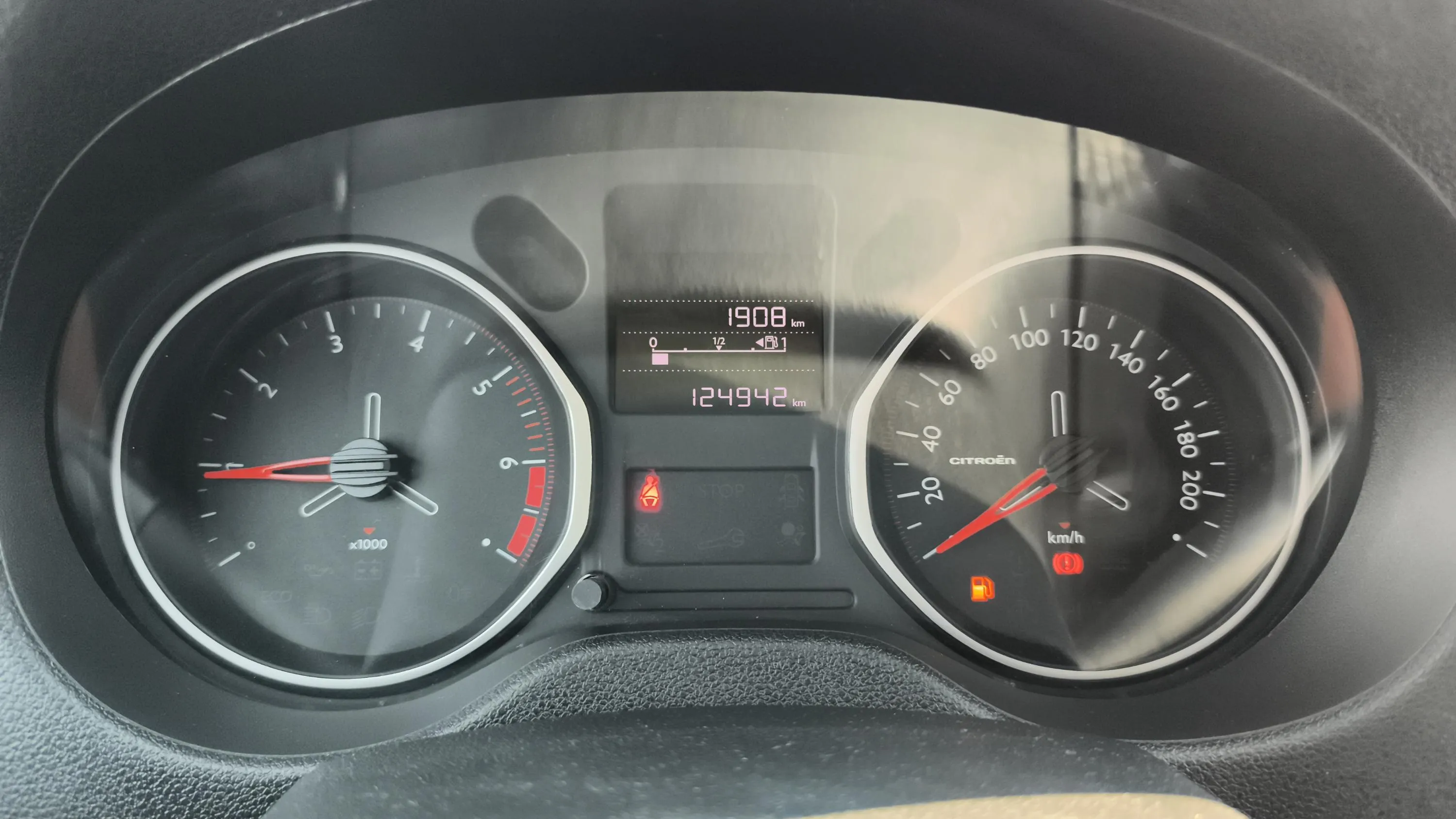 Citroën C-Elysée BlueHDi Feel - foto 12