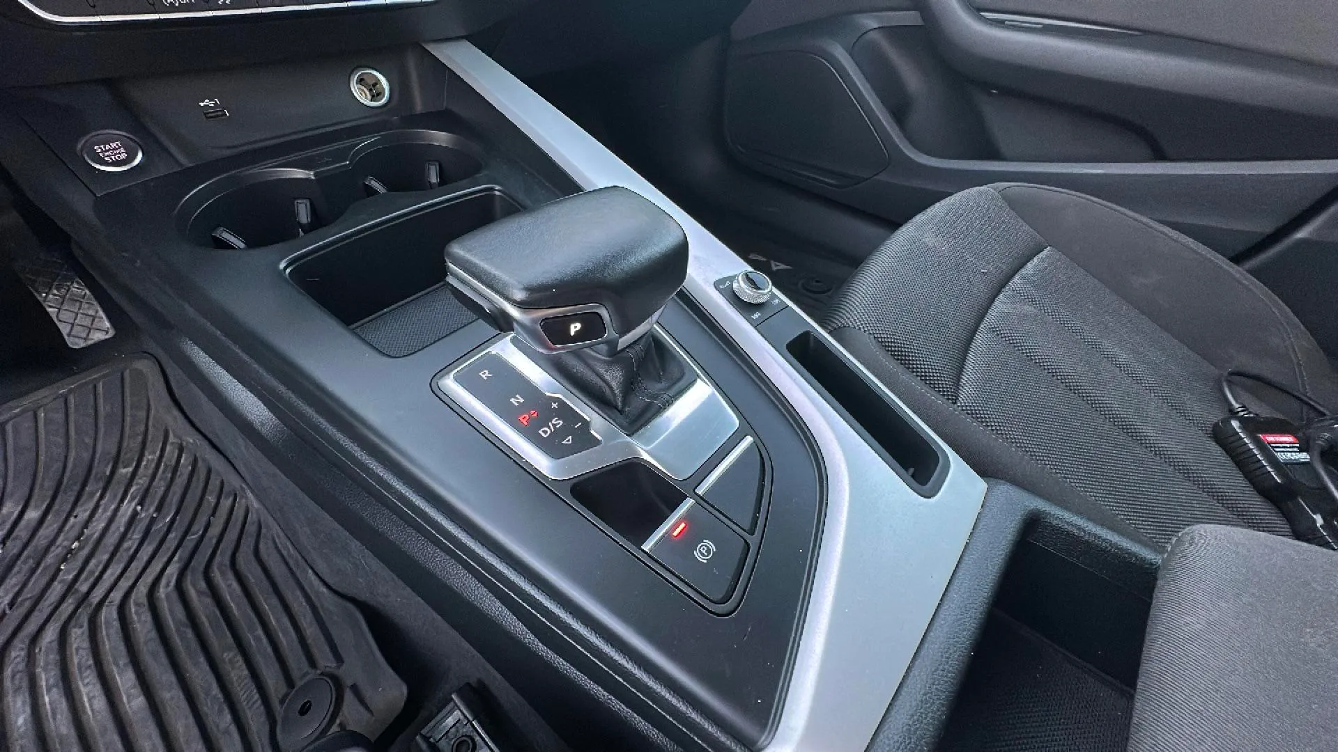 Audi A4 Avant Advanced 35 TFSI S tronic - foto 12