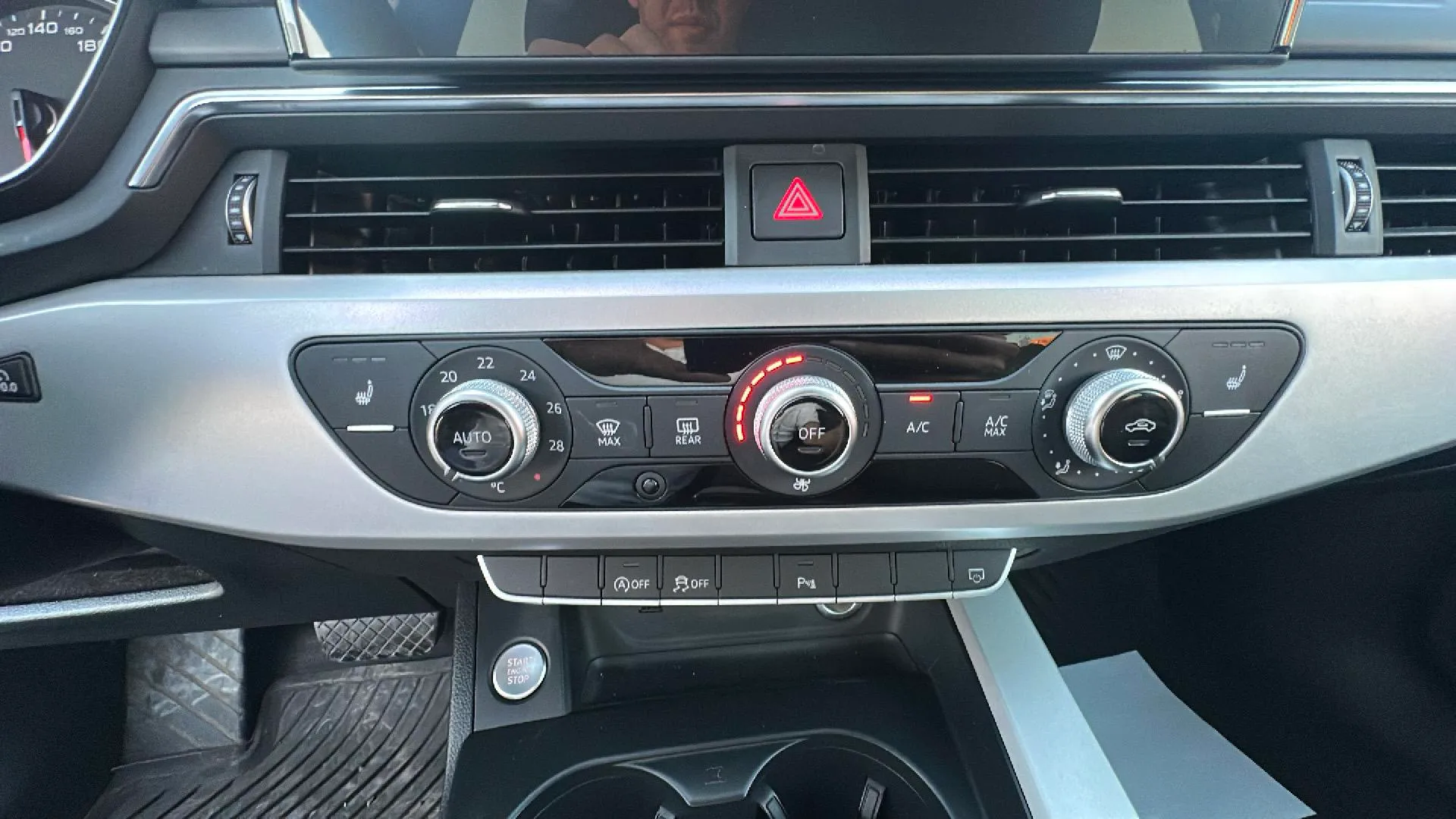 Audi A4 Avant Advanced 35 TFSI S tronic - foto 13