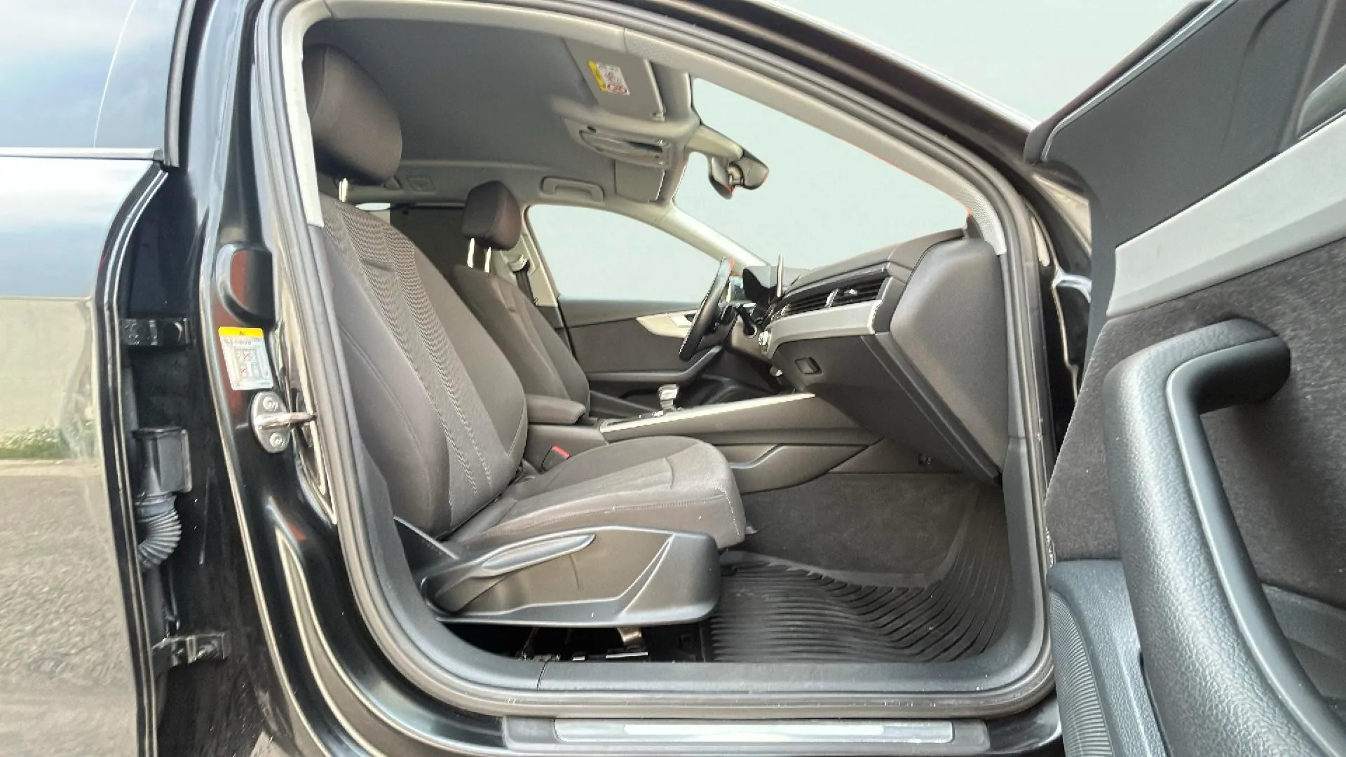 Audi A4 Avant Advanced 35 TDI S tronic - foto 15