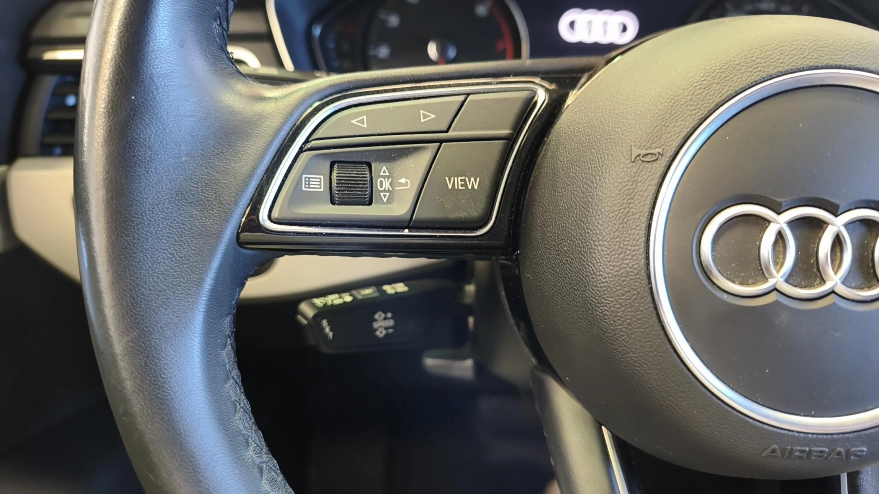 Audi A4 Avant Advanced 30 TDI S tronic - foto 19