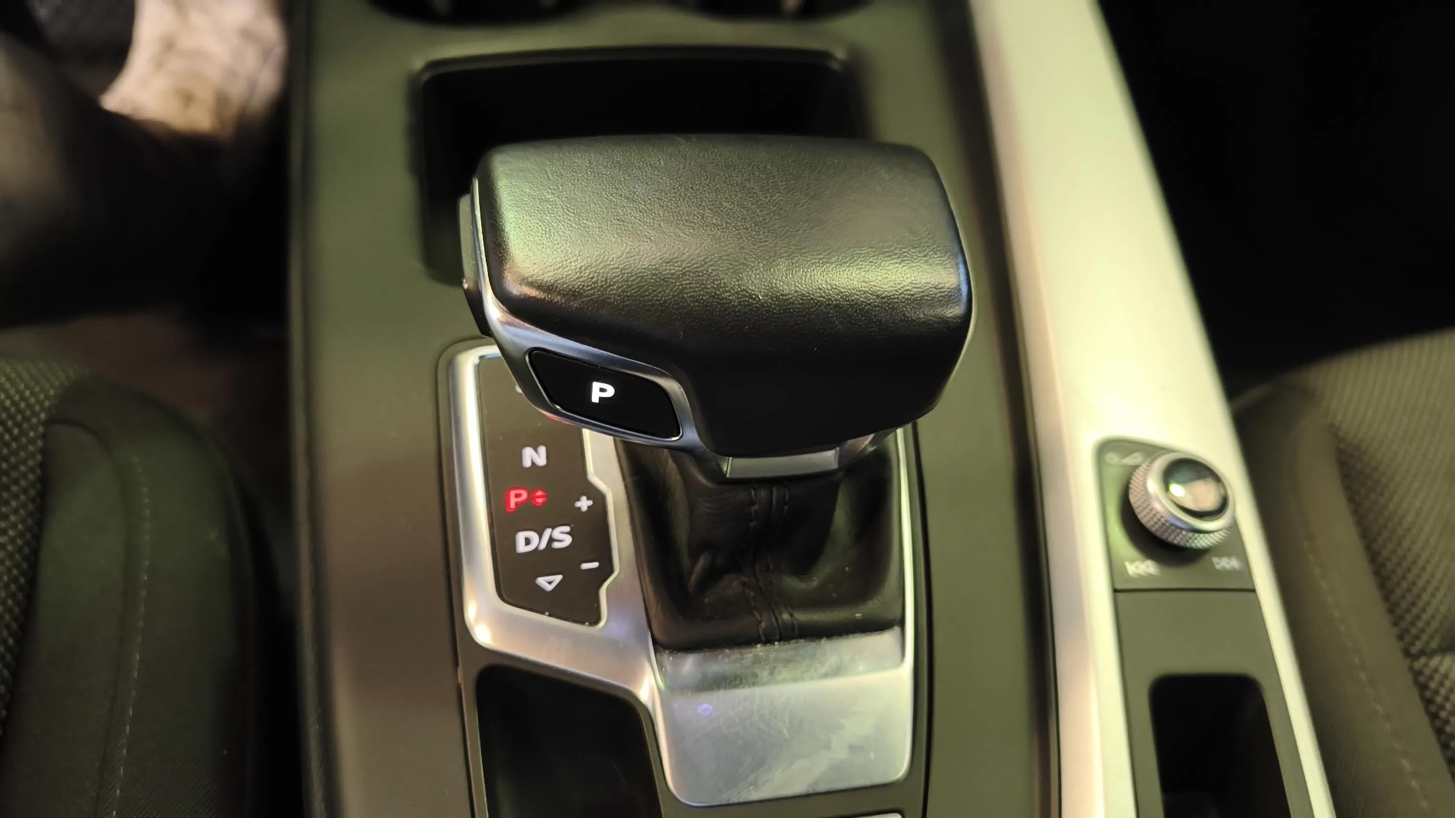 Audi A4 Avant Advanced 30 TDI S tronic - foto 28