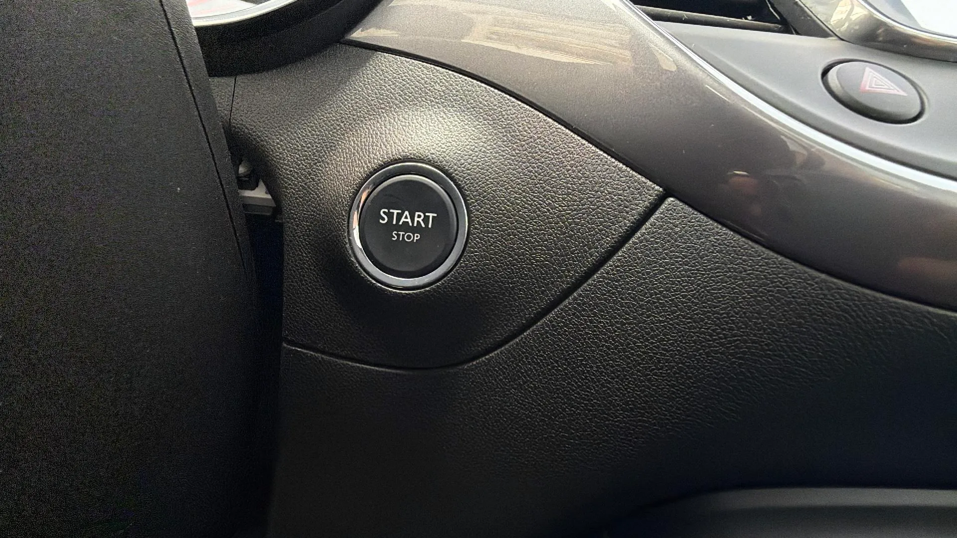 Opel Crossland 1.2 Innovation - foto 23