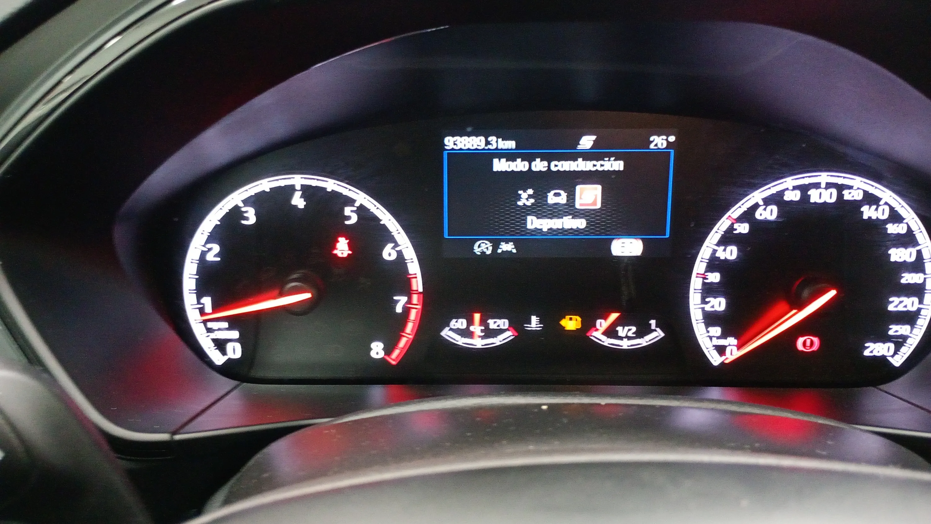 Ford Focus 2.3 EcoBoost ST 3 - foto 12