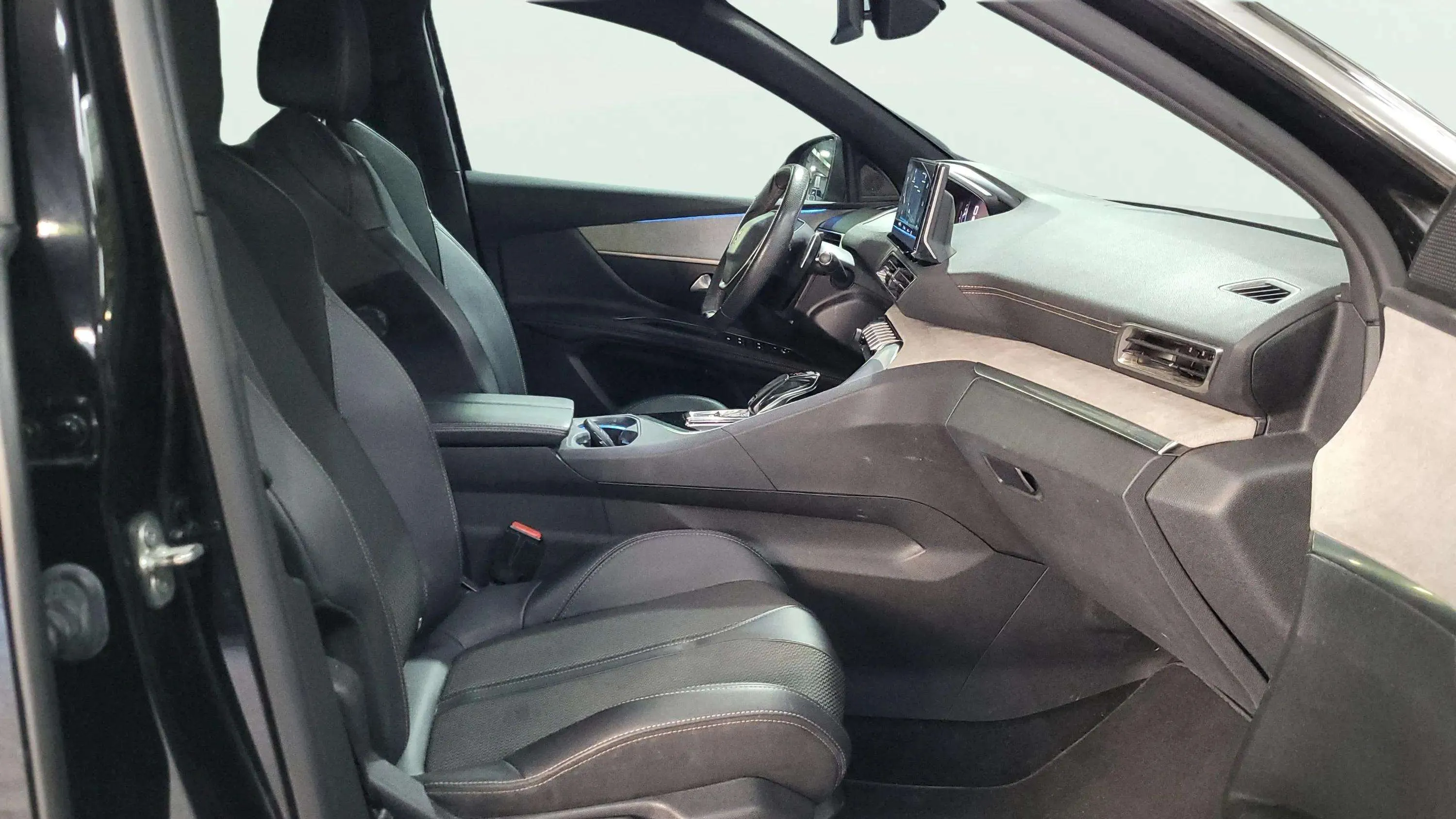 Peugeot 3008 1.5 BlueHDi GT EAT8 - foto 9