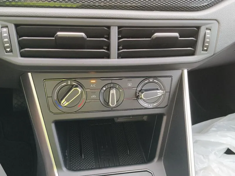 Volkswagen Polo 1.0 TSI - foto 18