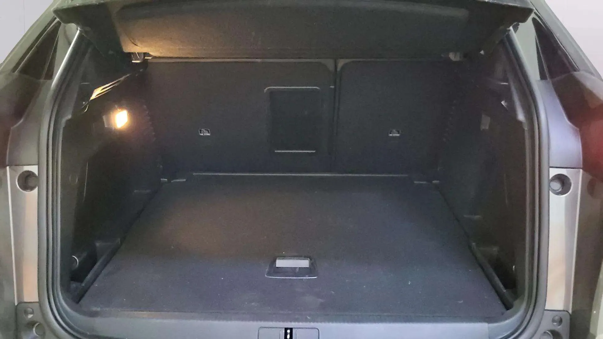 Peugeot 3008 1.5 BlueHDi GT EAT8 - foto 5