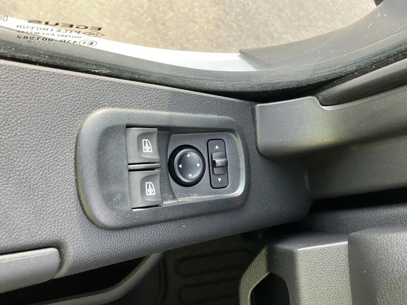 Nissan NV400 2.3dCi Comfort - foto 10