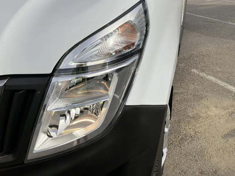 Nissan NV400 2.3dCi Comfort - foto 24