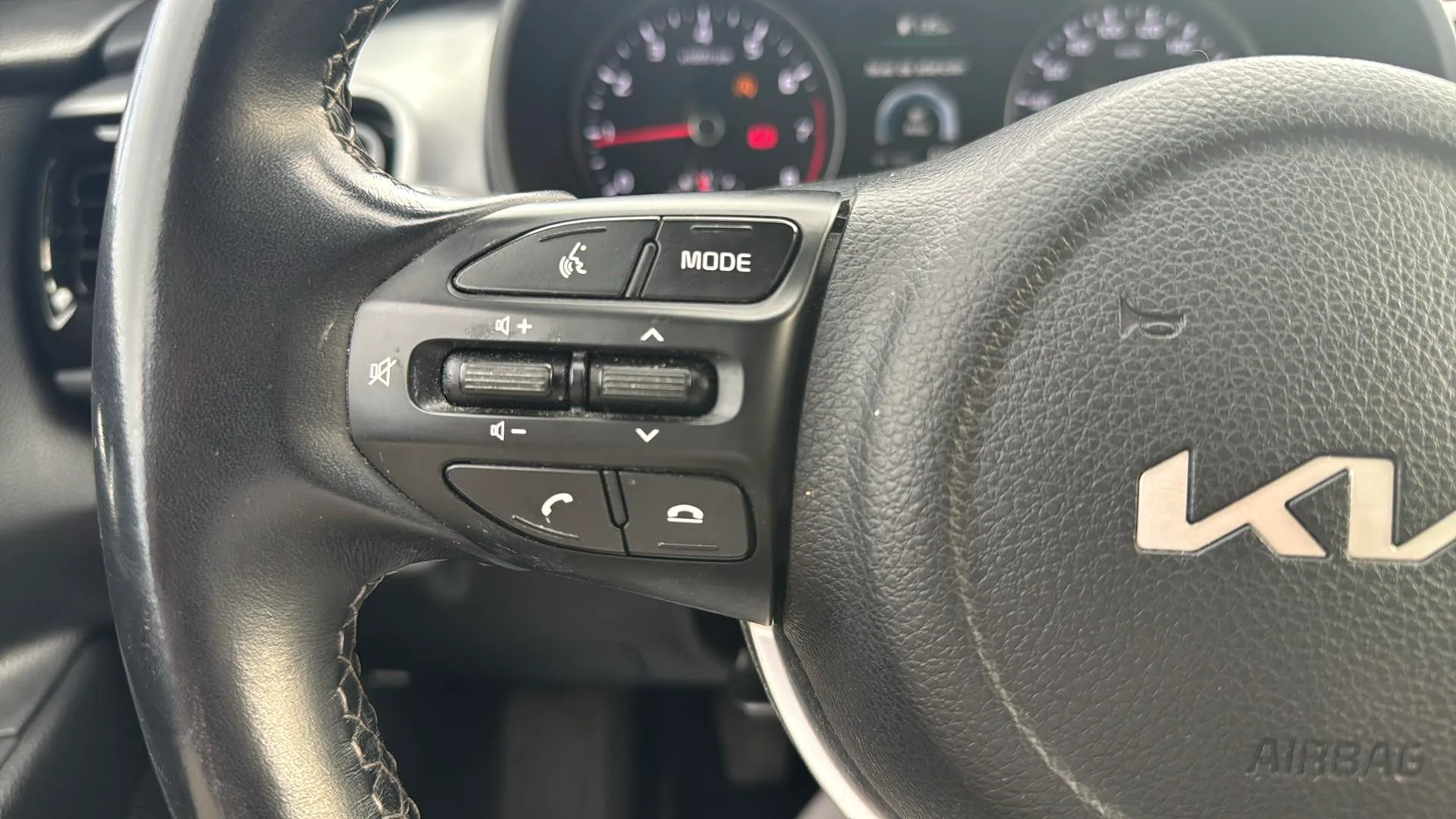 Kia Stonic 1.0 T-GDi MHEV Drive - foto 20