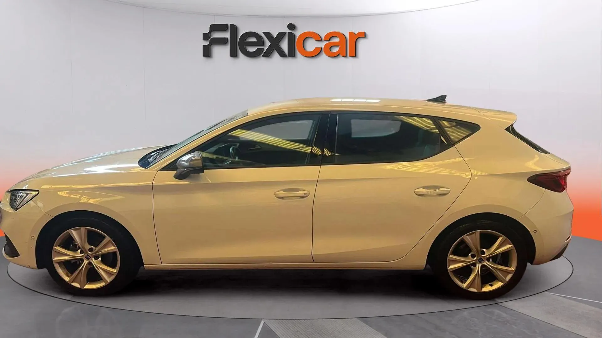SEAT León 1.0 TSI FR 25 Aniversario - foto 6