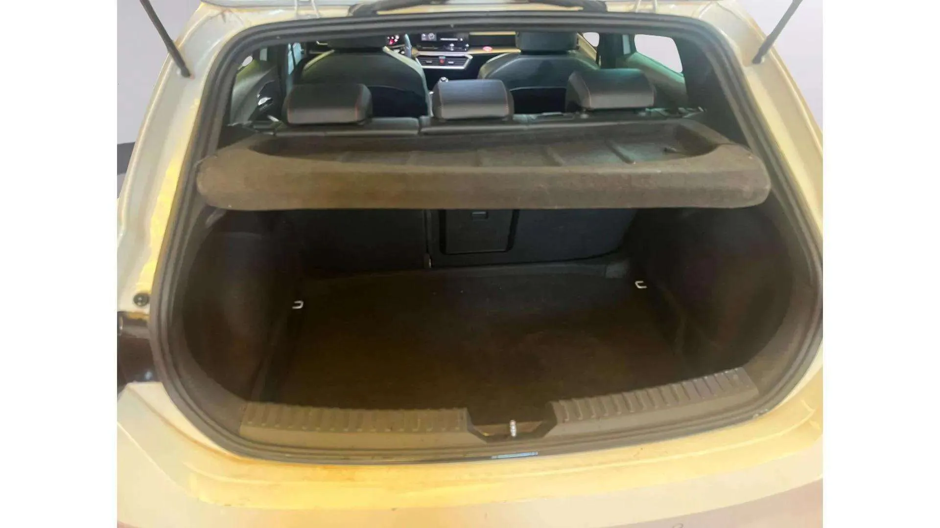 SEAT León 1.0 TSI FR 25 Aniversario - foto 8
