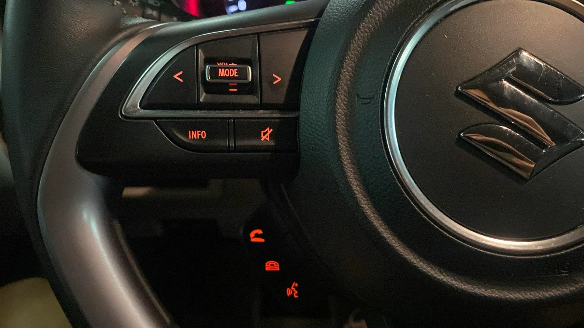 Suzuki Swift 1.2 S2 Mild Hybrid 4WD - foto 16