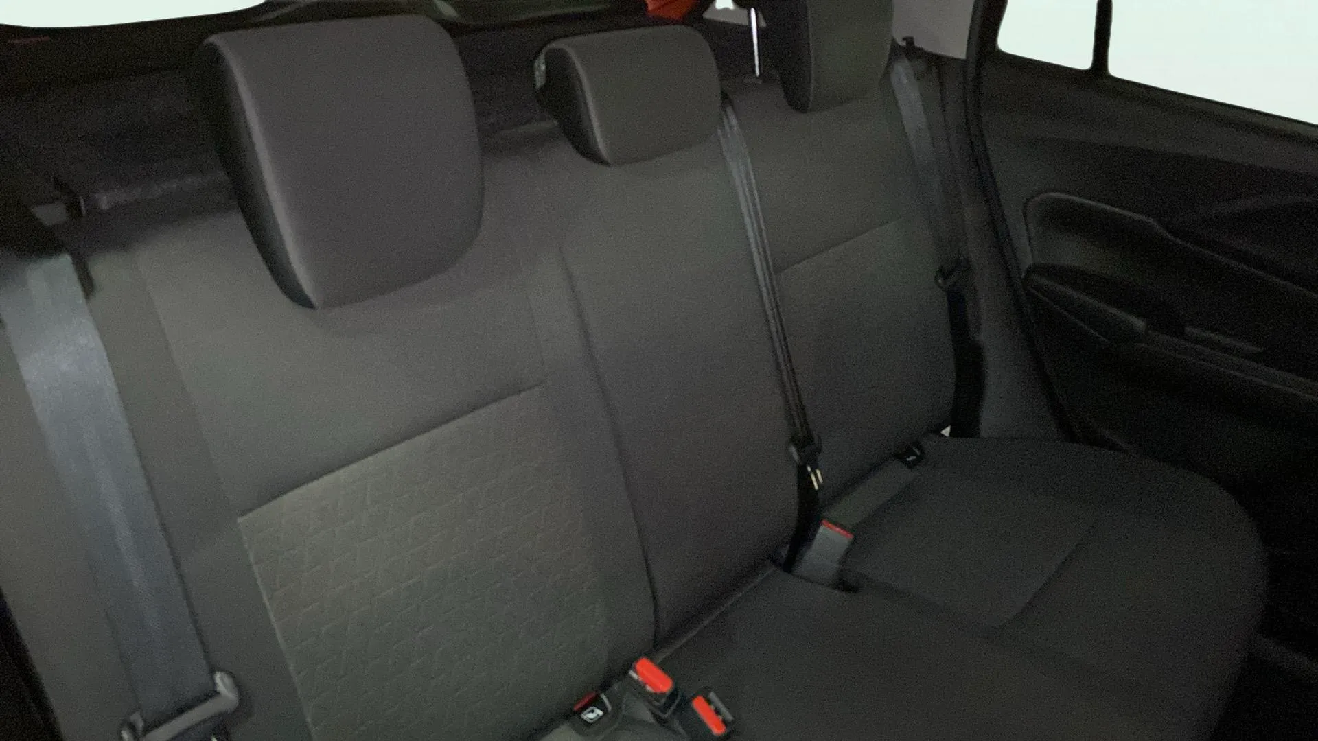 Suzuki Swift 1.2 S2 Mild Hybrid 4WD - foto 27