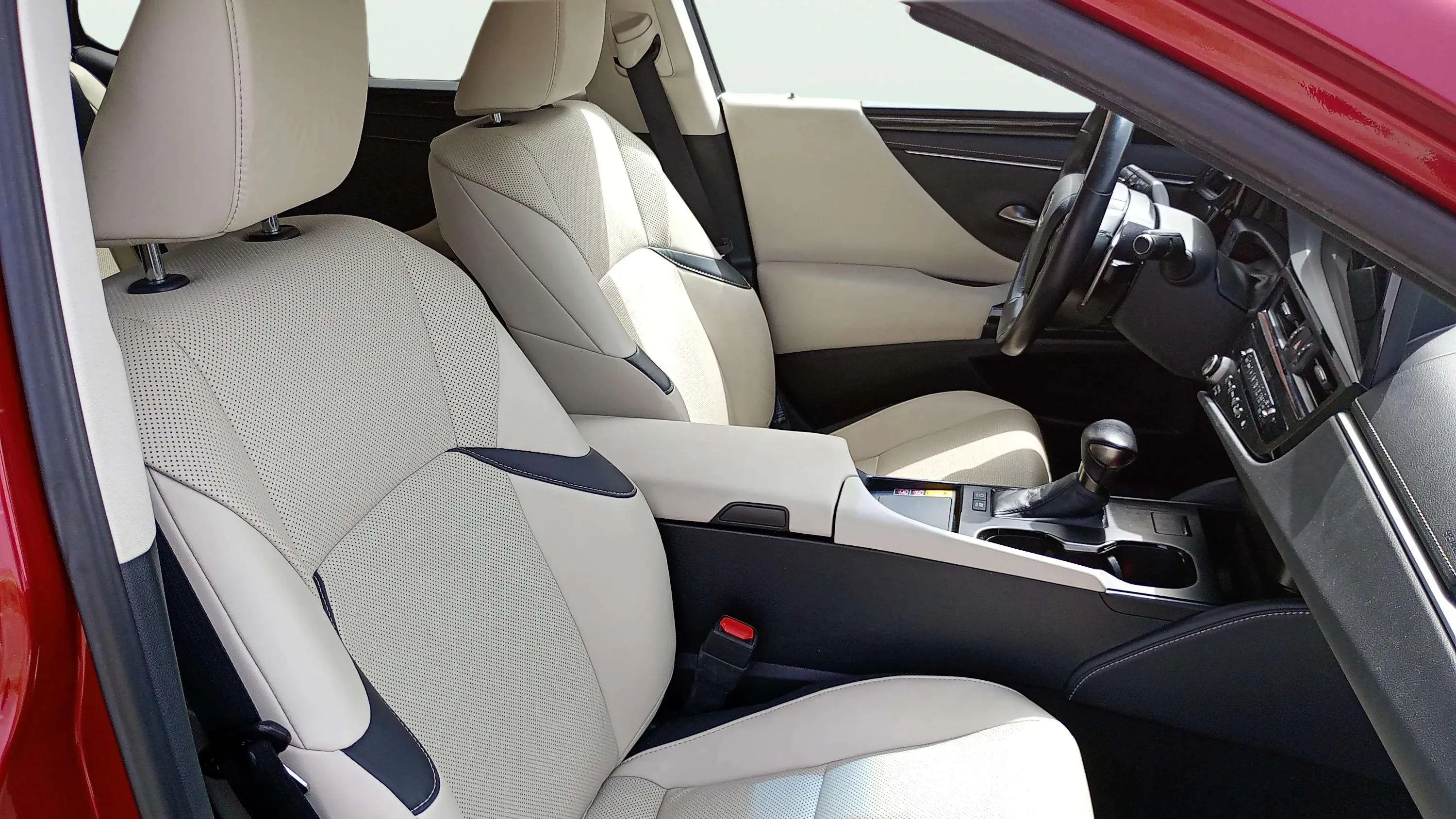 Lexus ES 2.5 300h Premium - foto 14