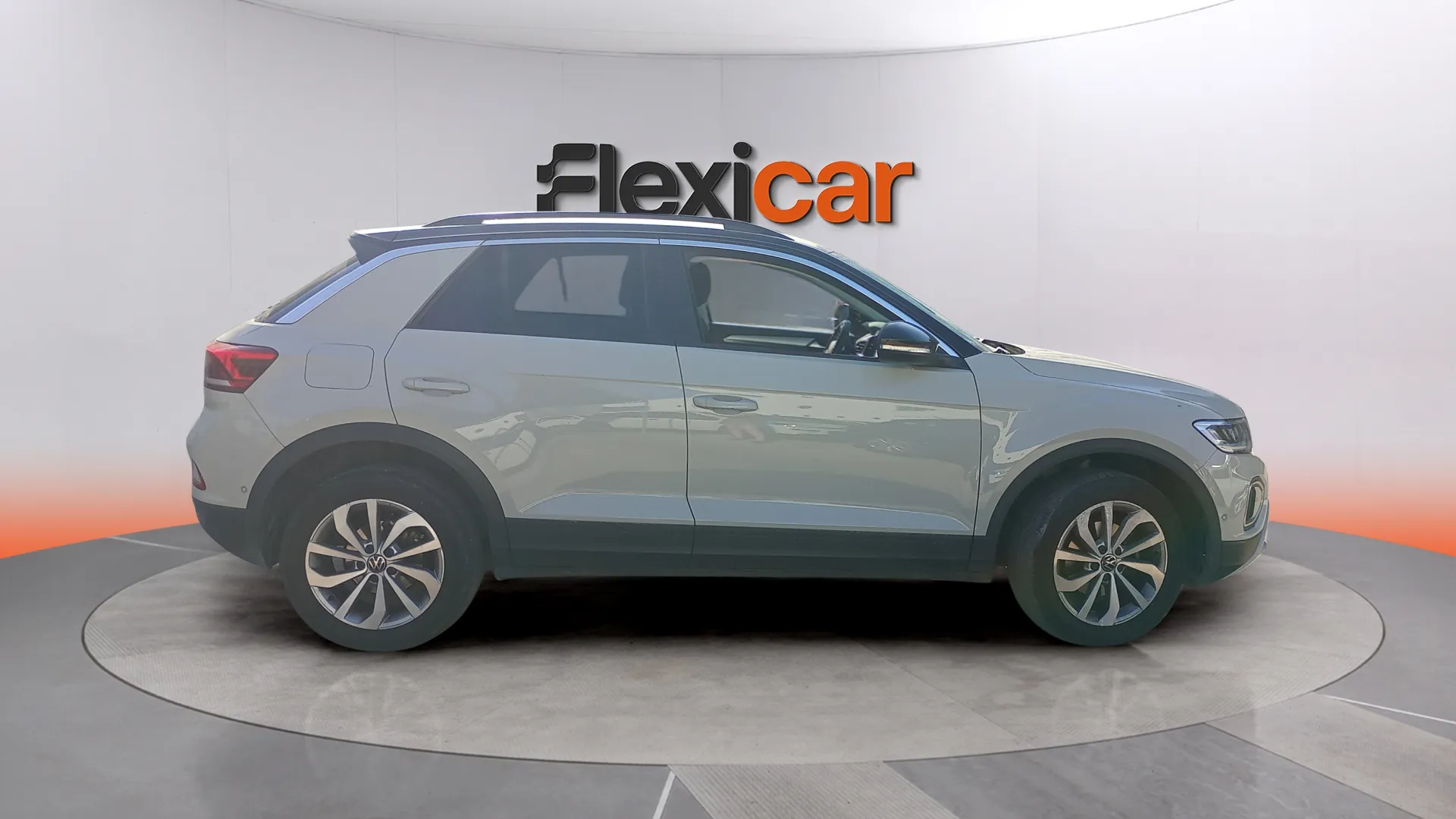 Volkswagen T-Roc Life 1.0 TSI - foto 3
