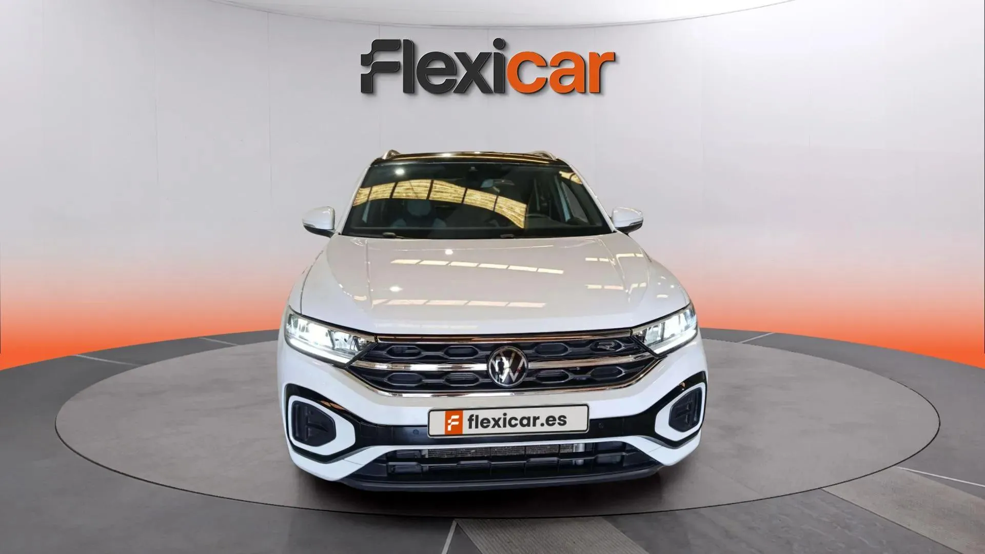 Volkswagen T-Roc R-Line 1.5 TSI DSG - foto 2