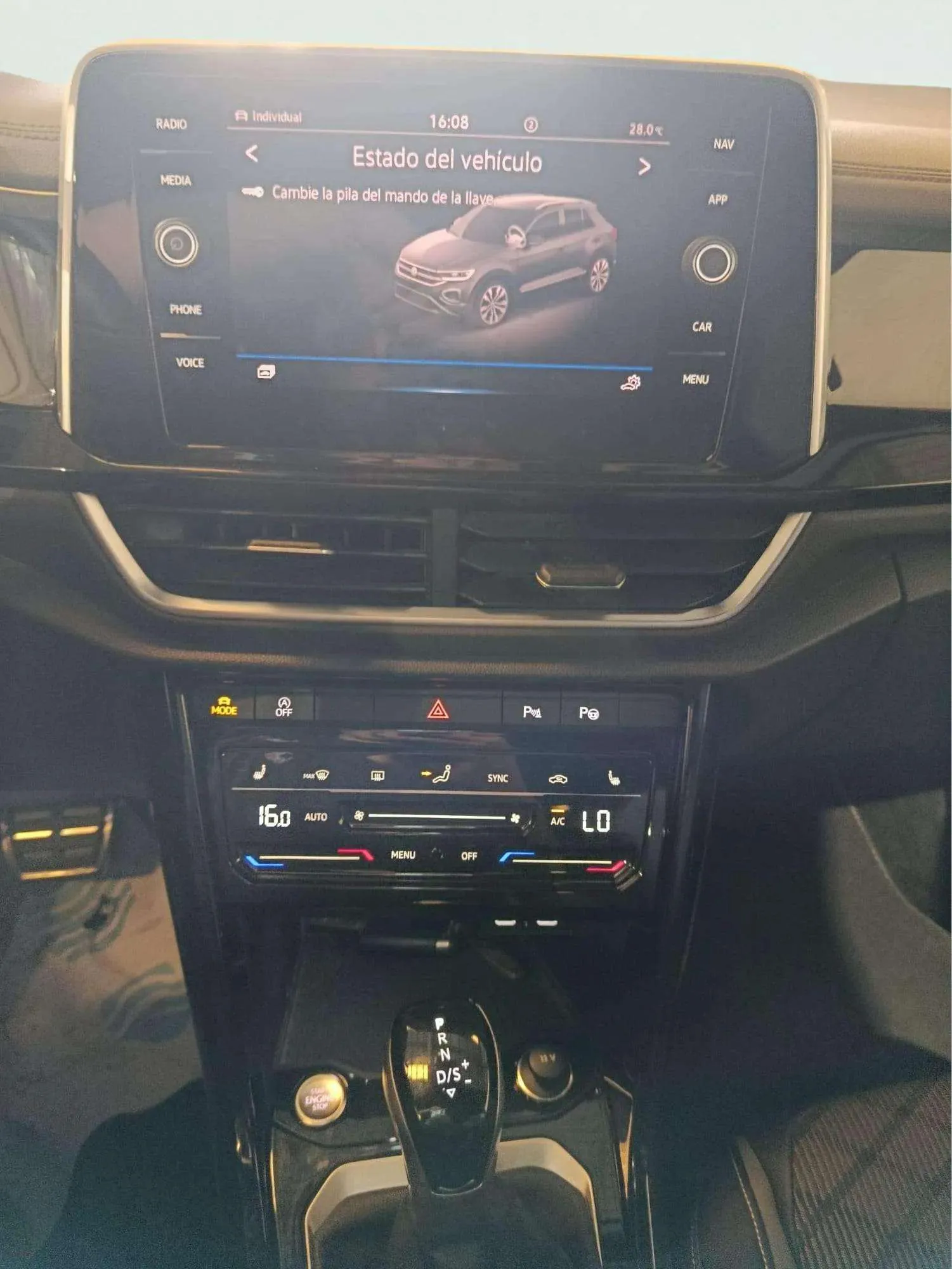 Volkswagen T-Roc R-Line 1.5 TSI DSG - foto 8