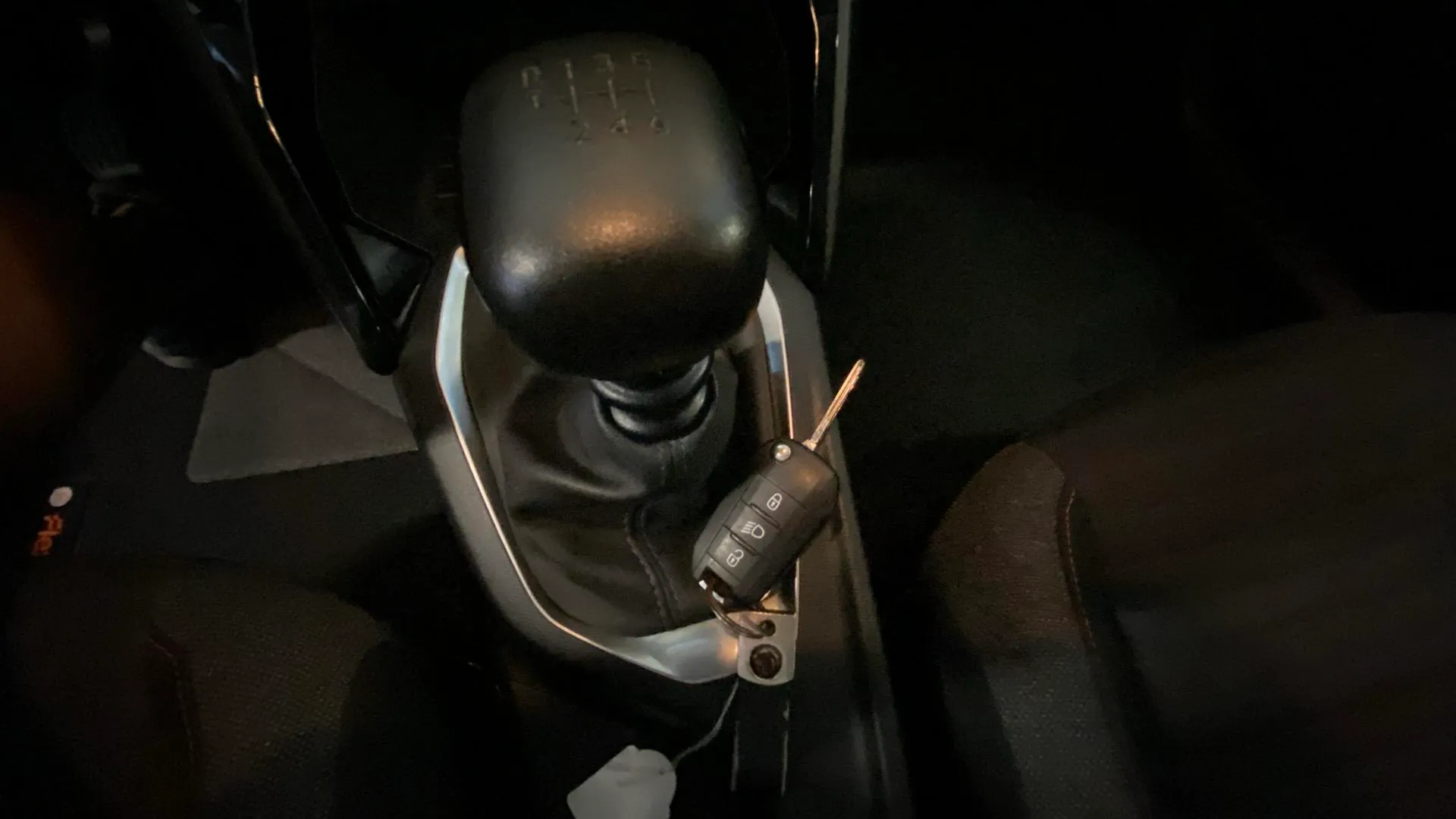 Peugeot 208 PureTech Active Pack - foto 19