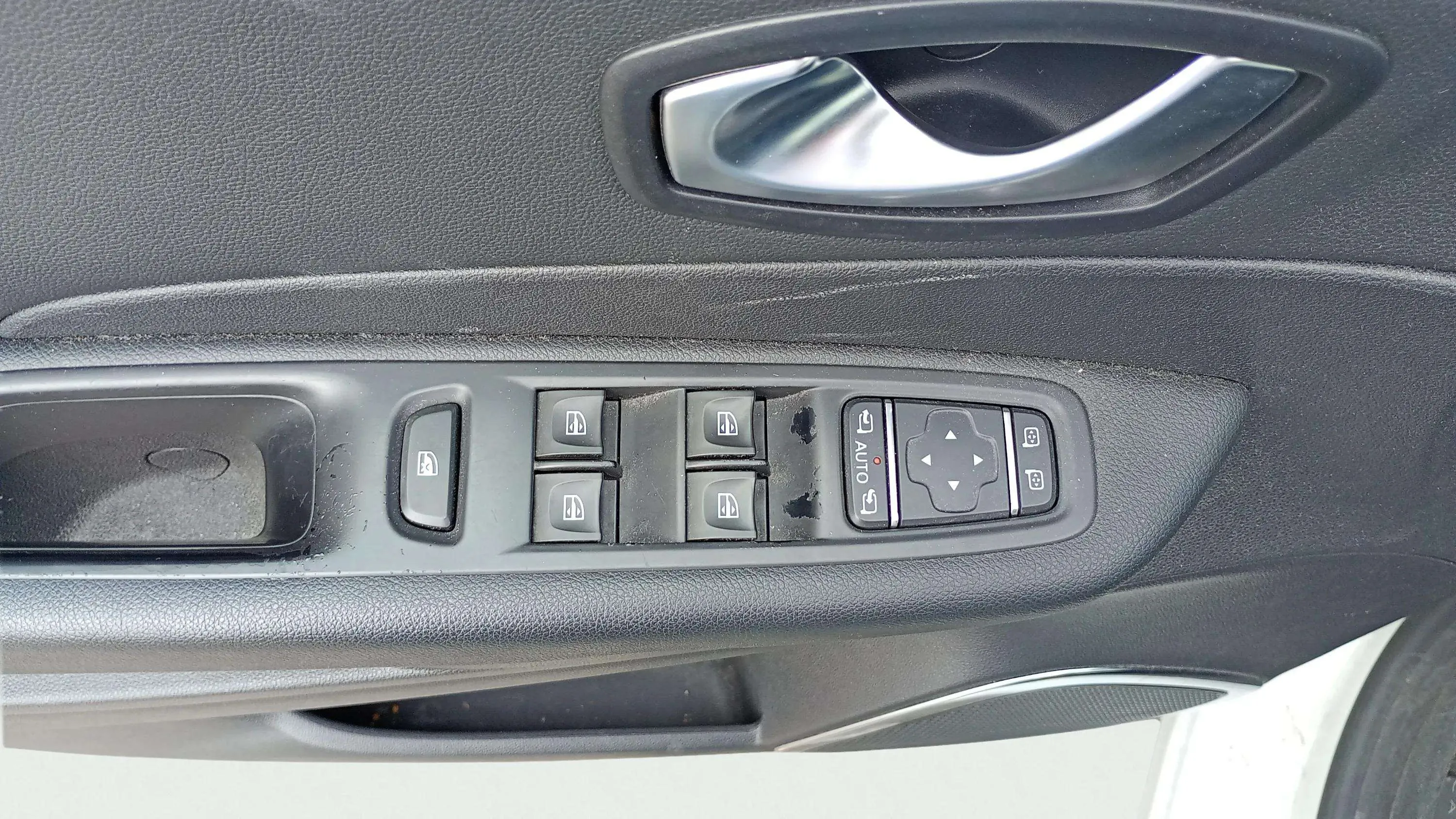 Renault Captur Intens Energy TCe - foto 17