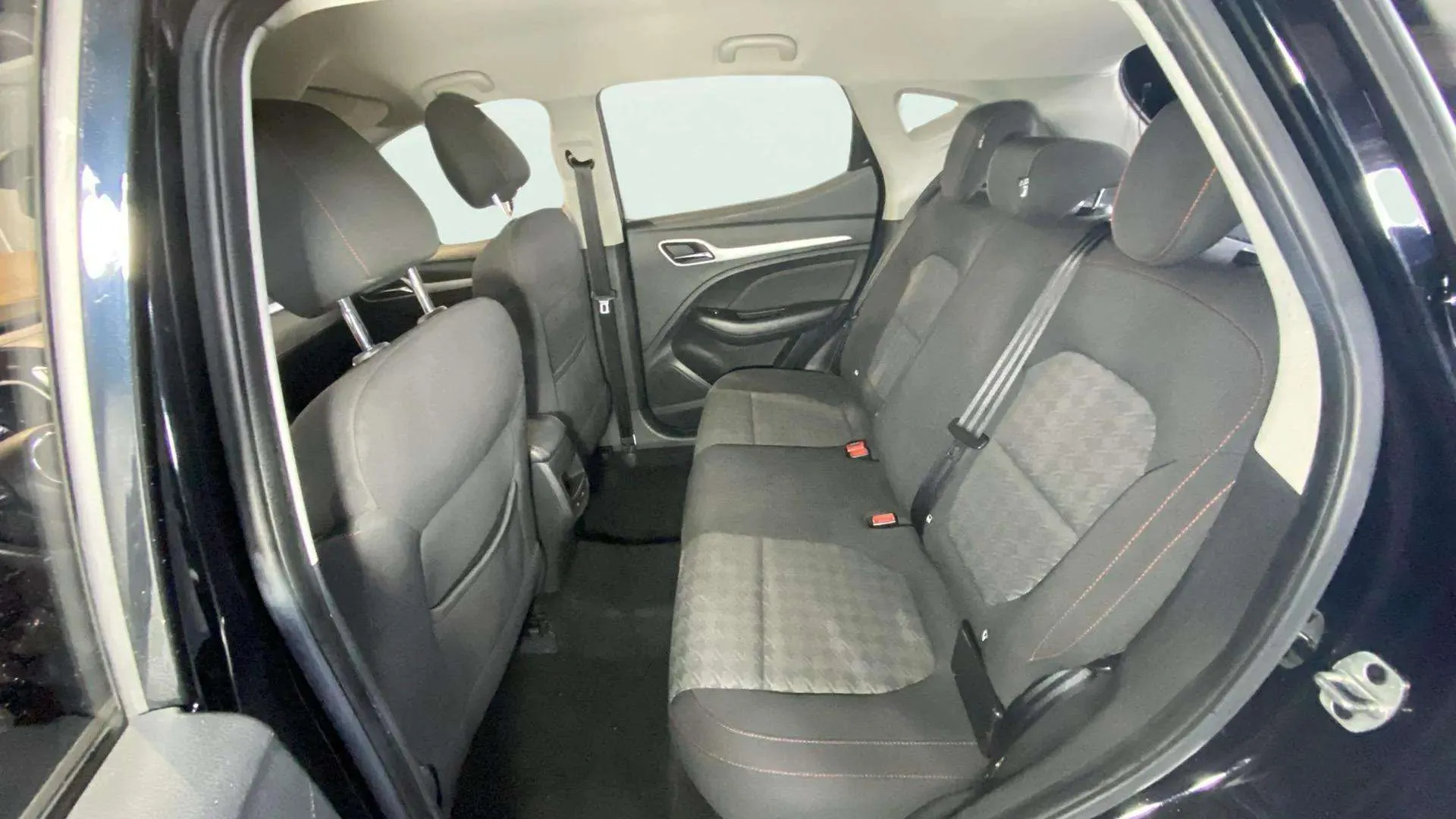 MG ZS 1.5 Comfort - foto 17