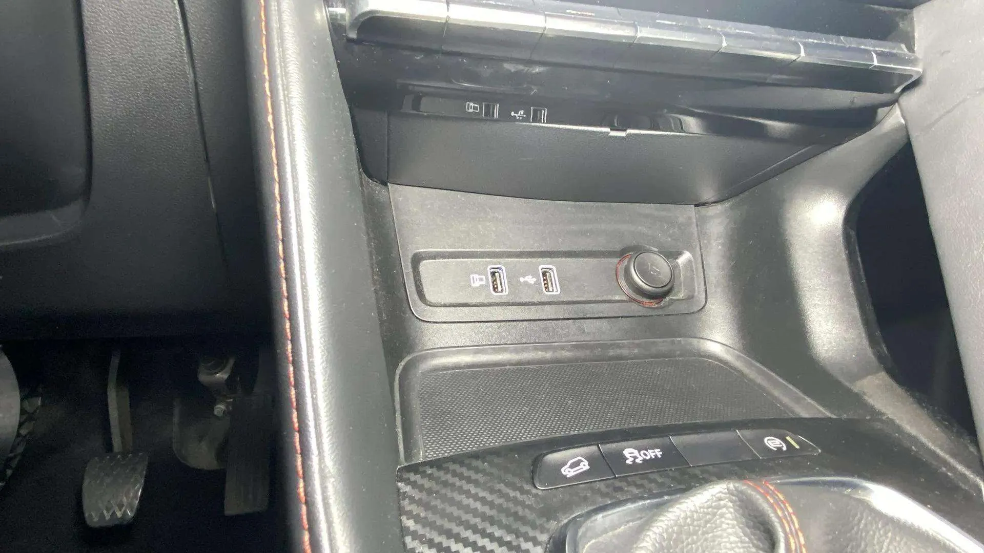 MG ZS 1.5 Comfort - foto 28