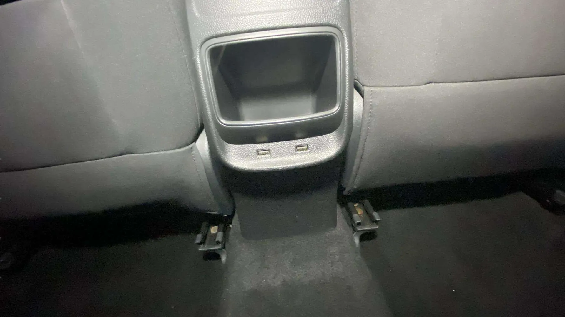 MG ZS 1.5 Comfort - foto 30