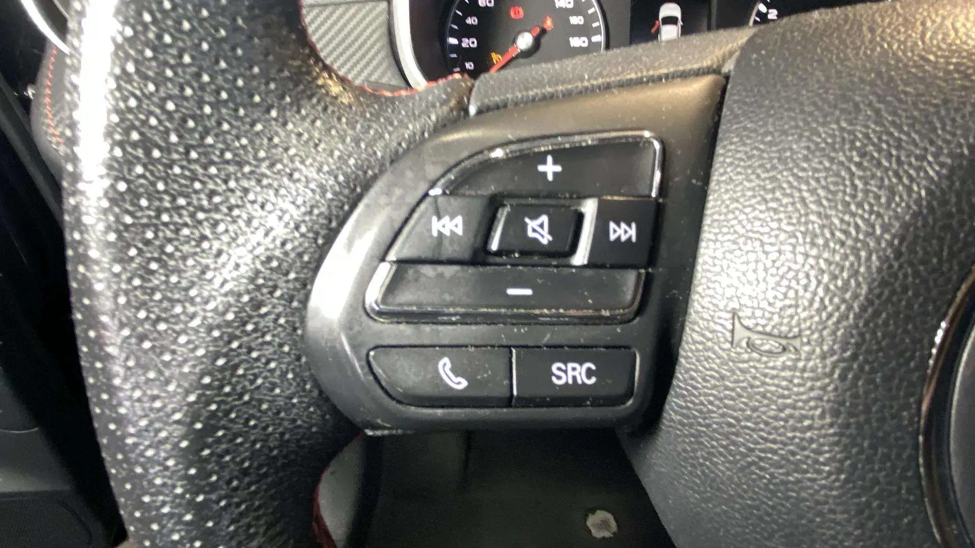 MG ZS 1.5 Comfort - foto 26