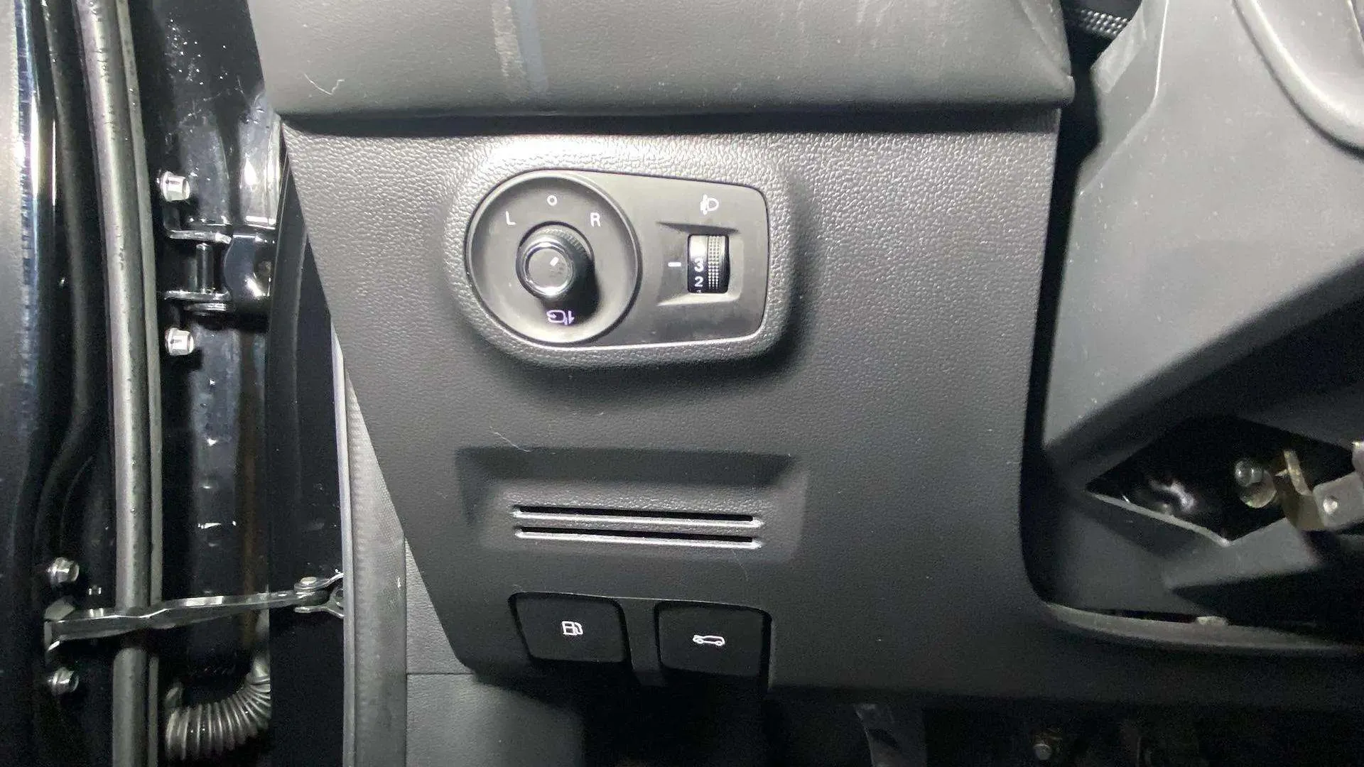 MG ZS 1.5 Comfort - foto 25