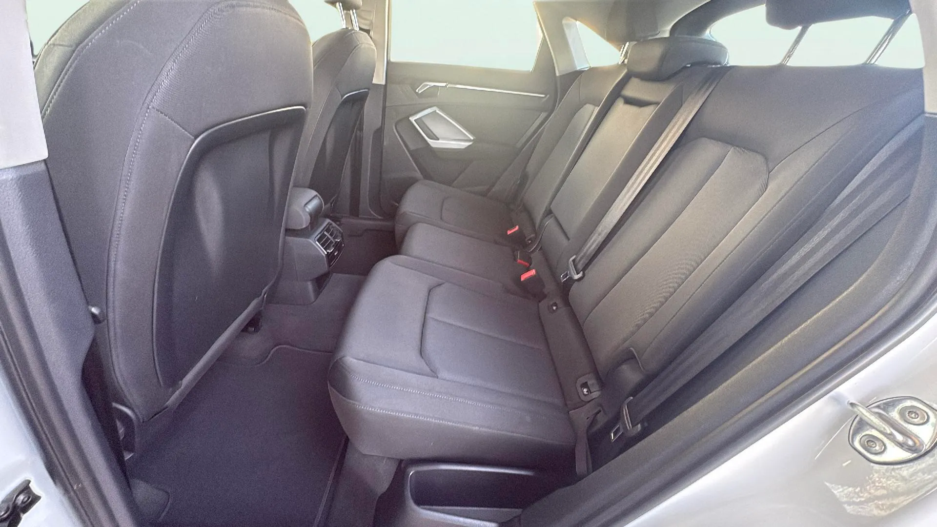 Audi Q3 35 TDI S tronic - foto 25