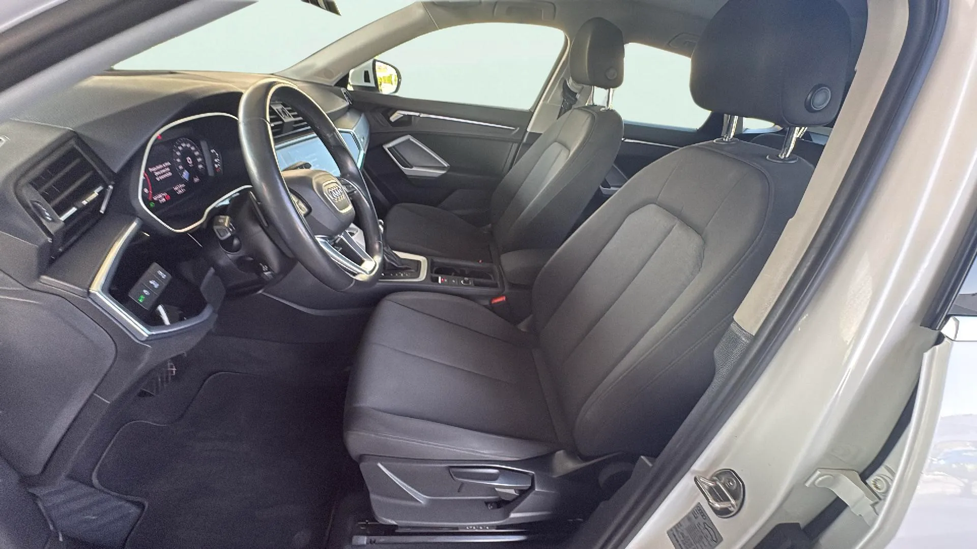 Audi Q3 35 TDI S tronic - foto 24