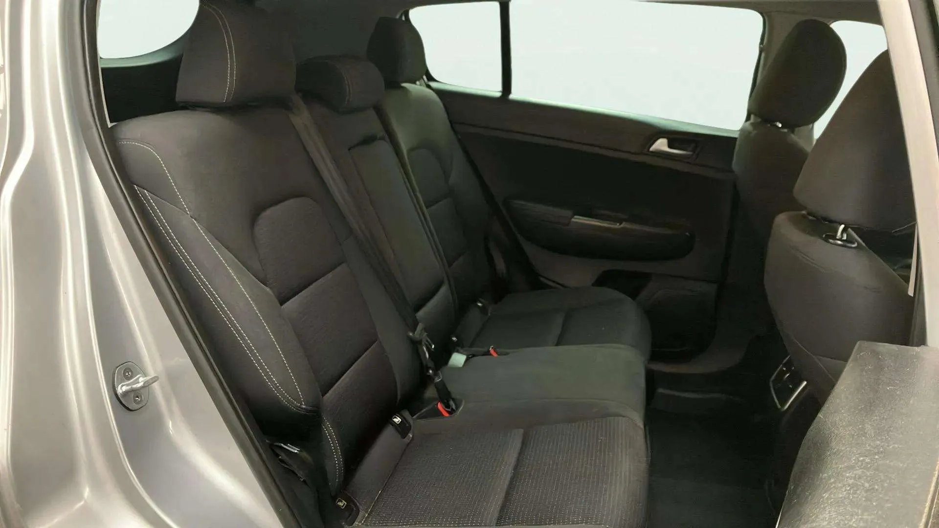 Kia Sportage 1.7 CRDi VGT Emotion 4x2 - foto 13