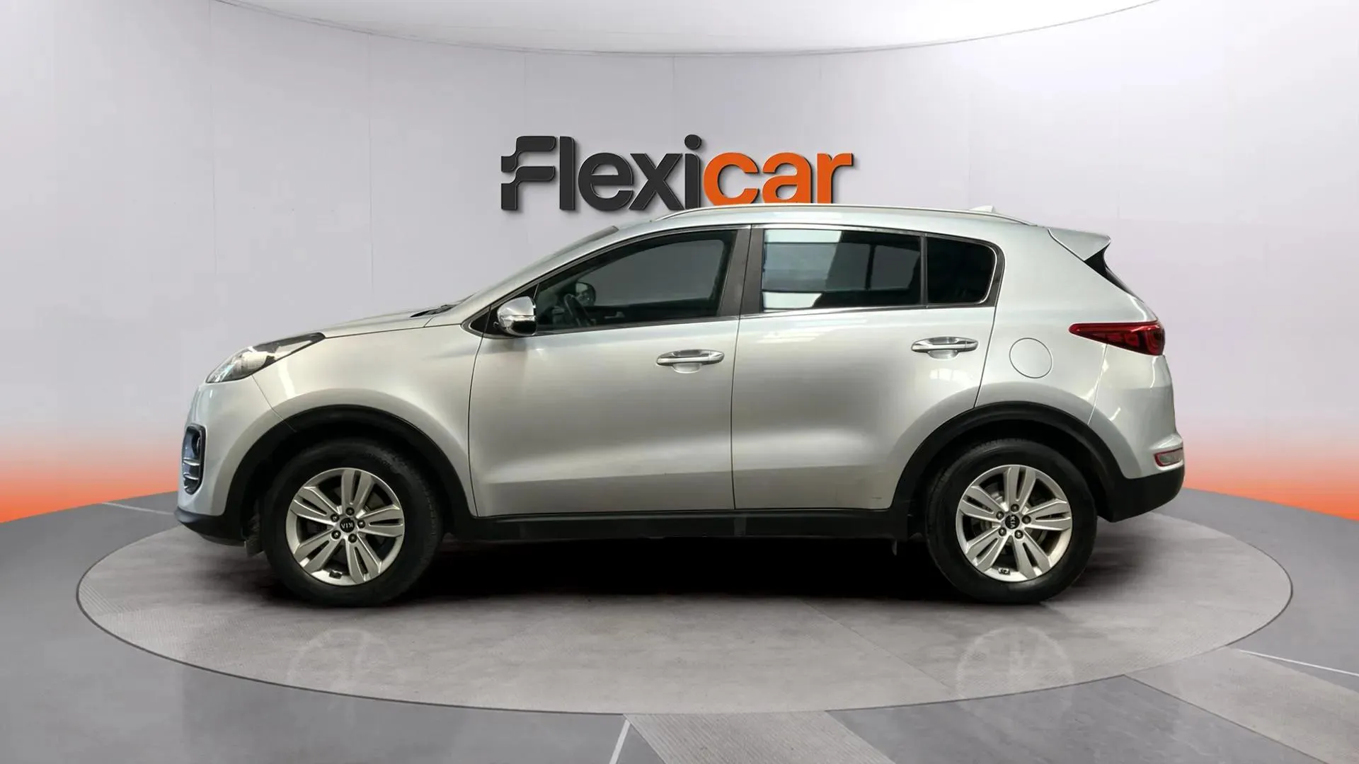 Kia Sportage 1.7 CRDi VGT Emotion 4x2 - foto 4